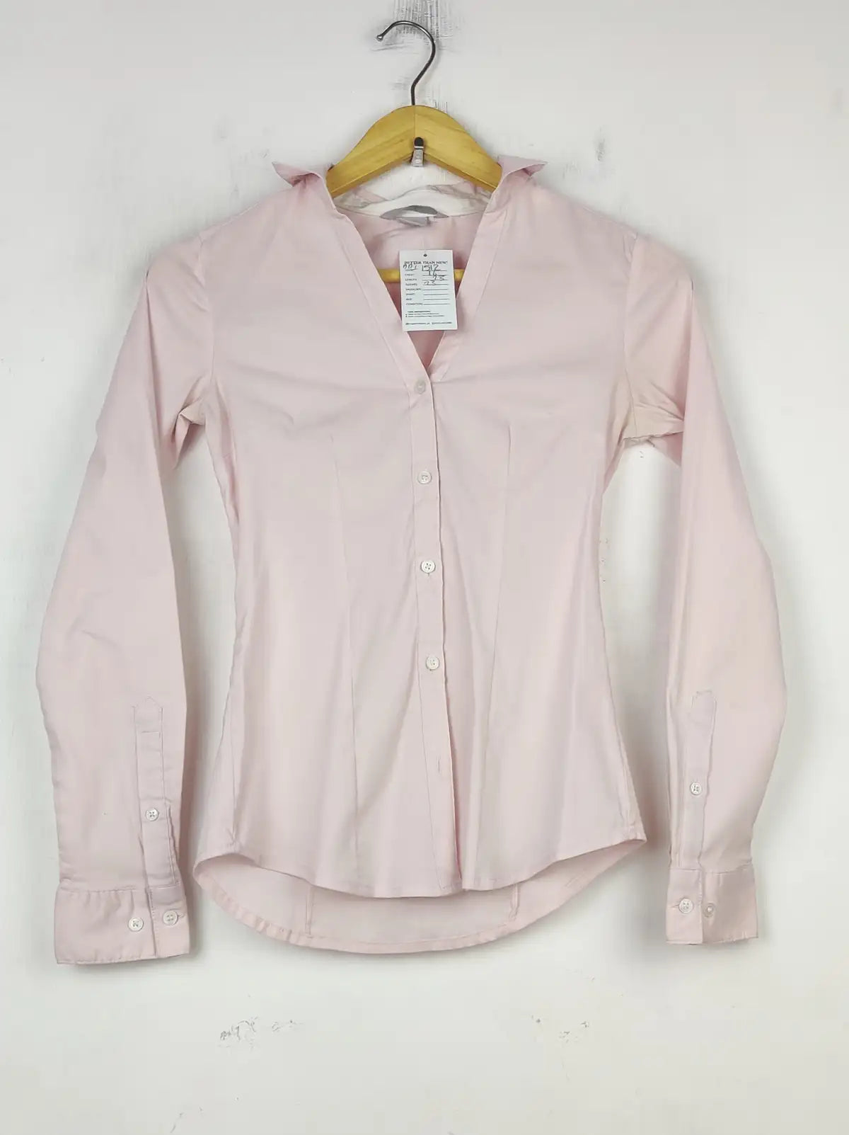 Buy online pre-used pre-loved 100% authentic & Original branded H&M (BDT-1512) available in Pakistan. Top international brands avilable.