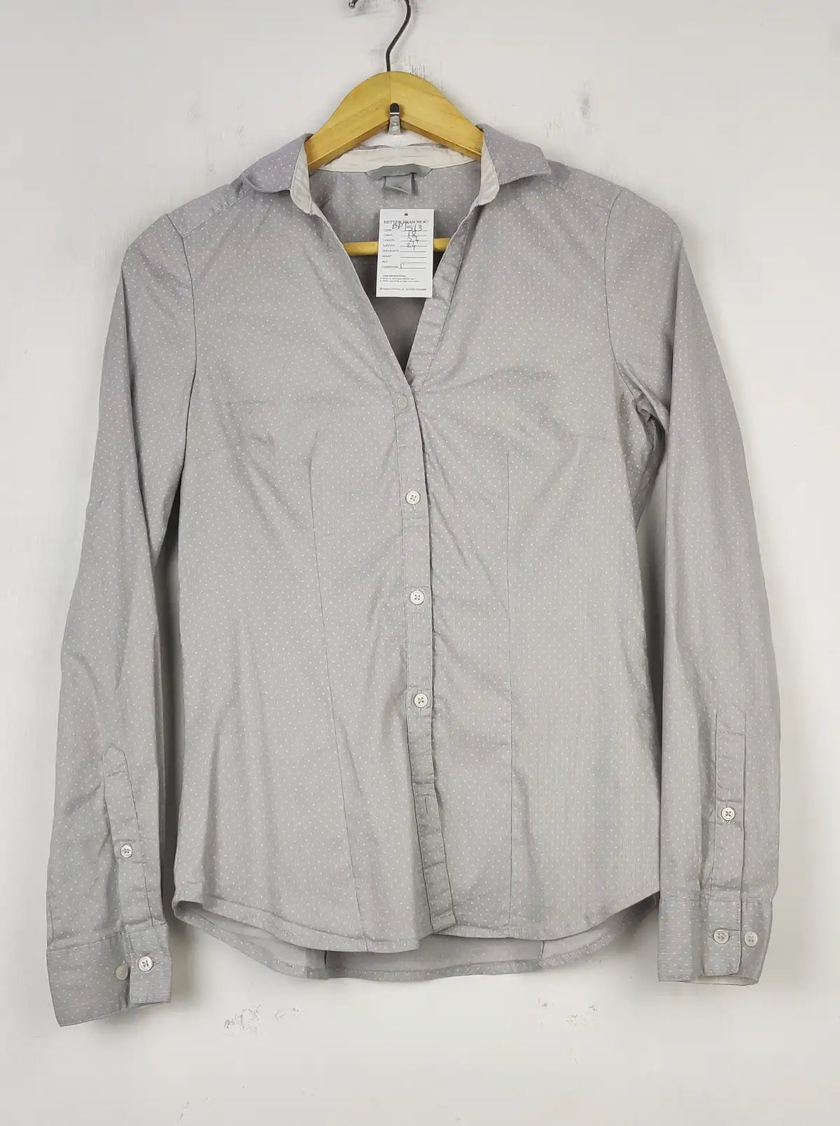 Buy online pre-used pre-loved 100% authentic & Original branded H&M (BDT-1513) available in Pakistan. Top international brands avilable.