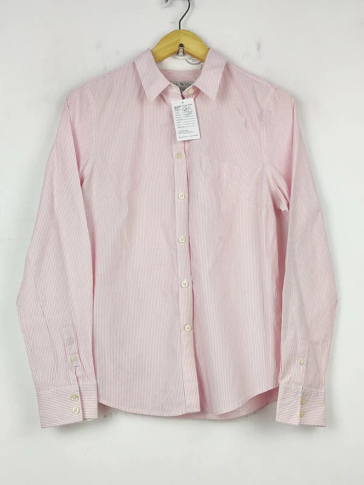 Buy online pre-used pre-loved 100% authentic & Original branded Jack Wills (BDT-1520) available in Pakistan. Top international brands avilable.