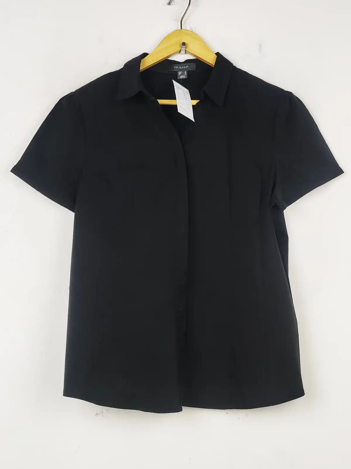 Buy online pre-used pre-loved 100% authentic & Original branded Primark (BDT-1541) available in Pakistan. Top international brands avilable.