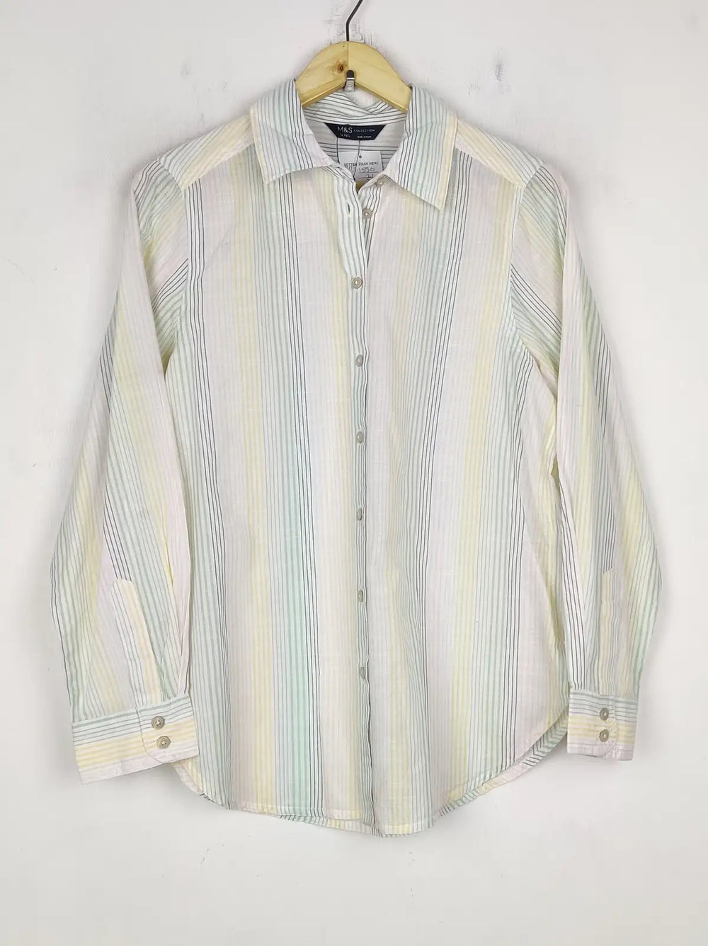 Buy online pre-used pre-loved 100% authentic & Original branded Mark & Spencer (BDT-1550) available in Pakistan. Top international brands avilable.