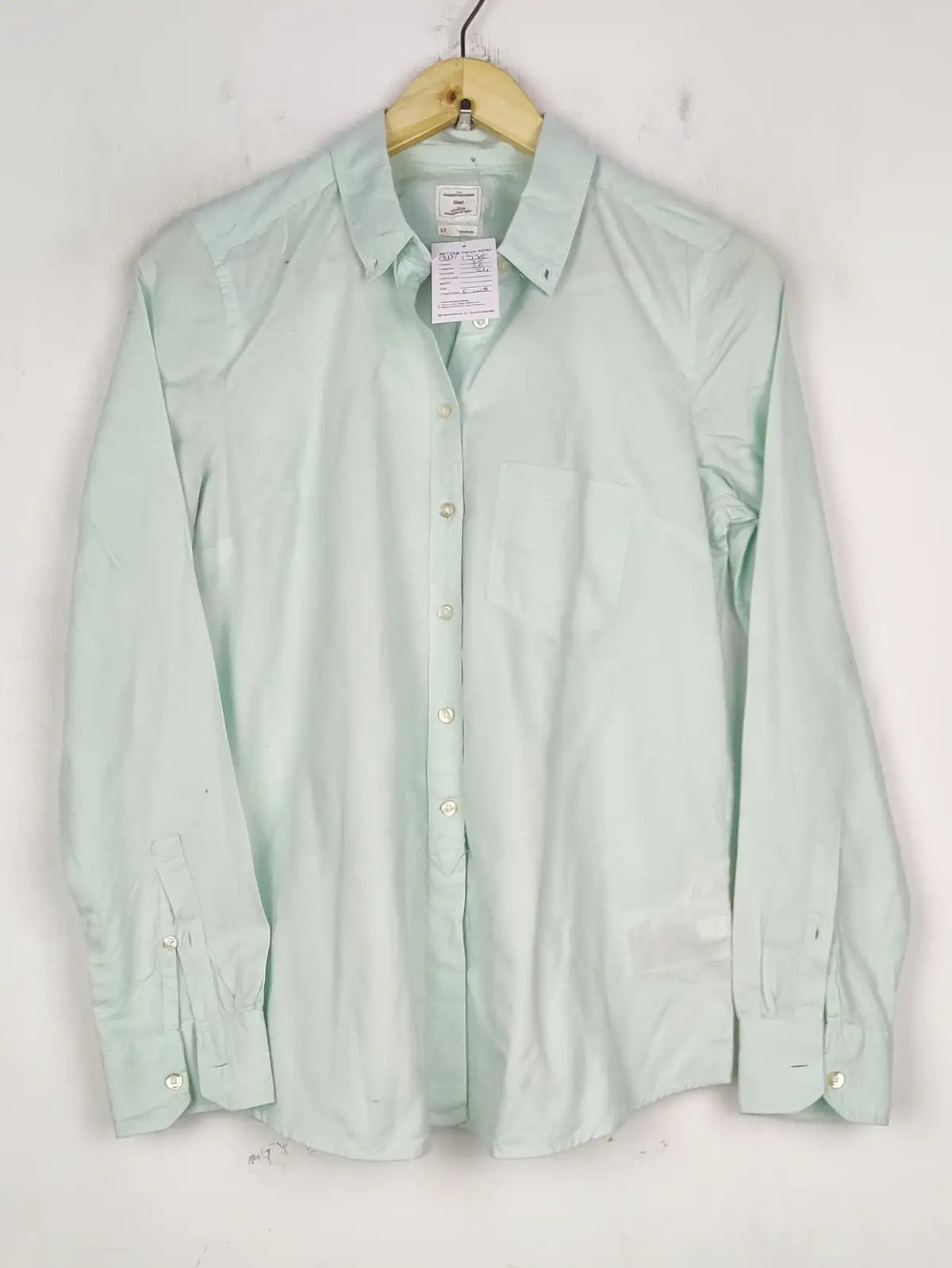 Buy online pre-used pre-loved 100% authentic & Original branded Gap (BDT-1558) available in Pakistan. Top international brands avilable.