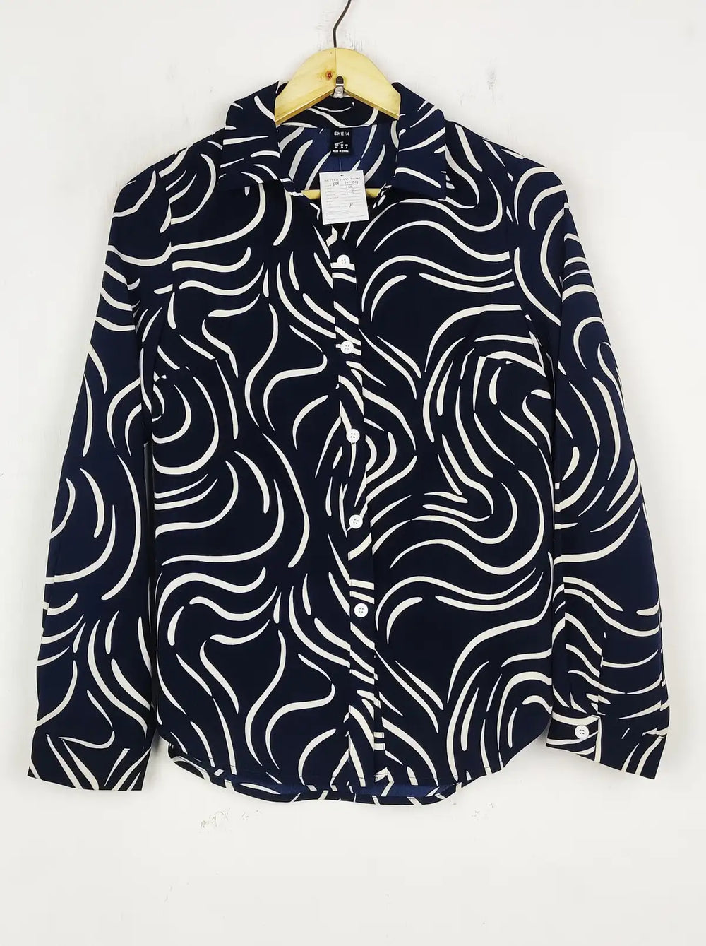 Buy online pre-used pre-loved 100% authentic & Original branded Shein (BDT-1634) available in Pakistan. Top international brands avilable.