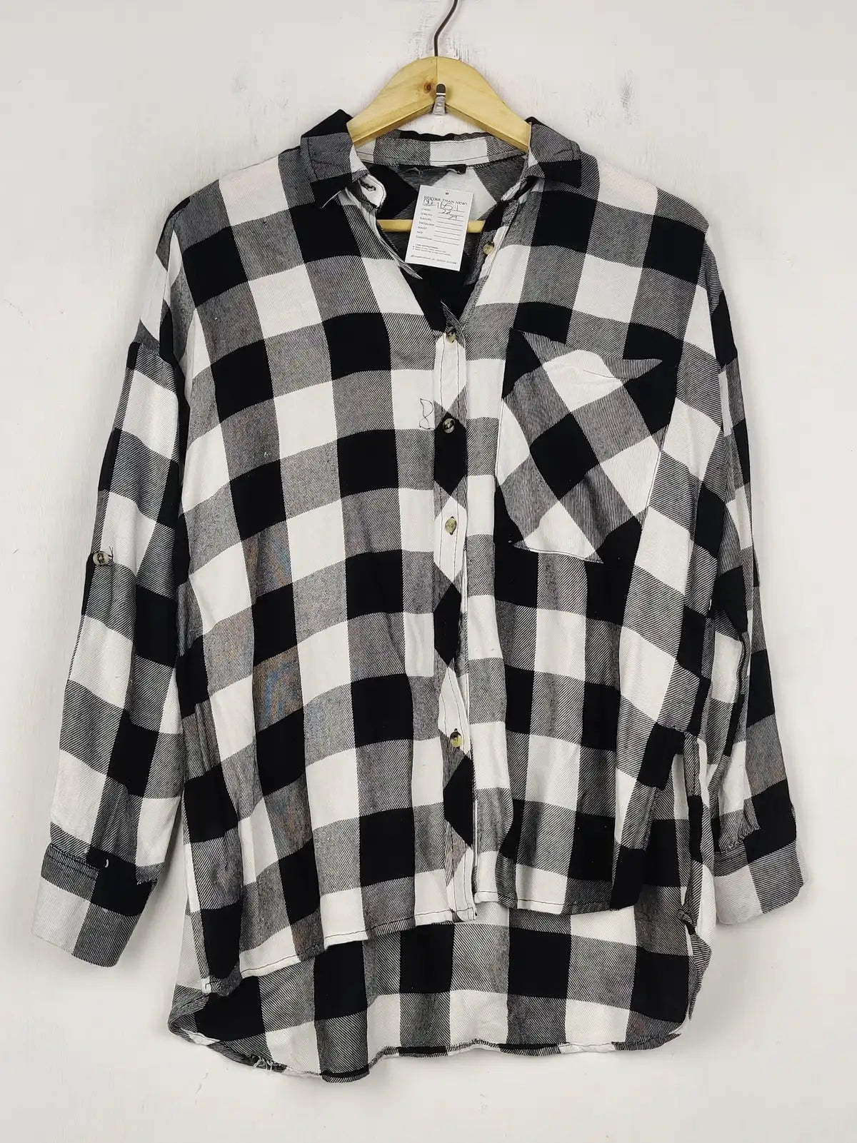 Buy online pre-used pre-loved 100% authentic & Original branded Primark (BDT-1651) available in Pakistan. Top international brands avilable.