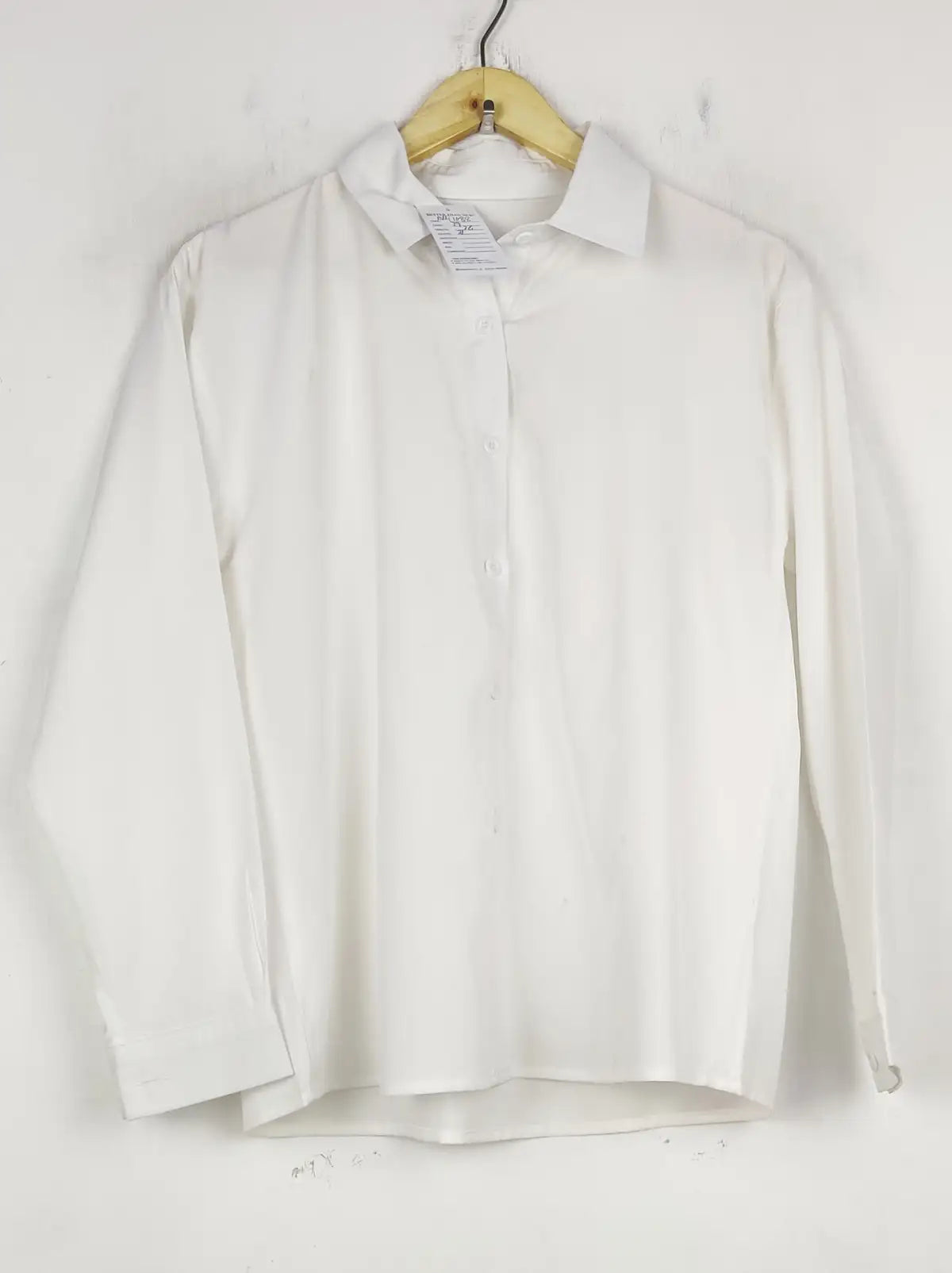 Buy online pre-used pre-loved 100% authentic & Original branded Unknown Brand (BDT-1688) available in Pakistan. Top international brands avilable.