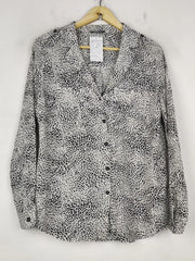Buy online pre-used pre-loved 100% authentic & Original branded Mint Velvet (BDT-1732) available in Pakistan. Top international brands avilable.