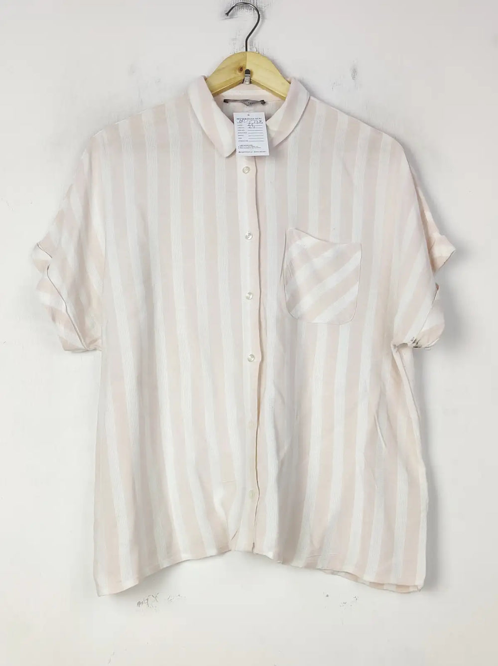 Buy online pre-used pre-loved 100% authentic & Original branded Marks & Spencer (BDT-1738) available in Pakistan. Top international brands avilable.
