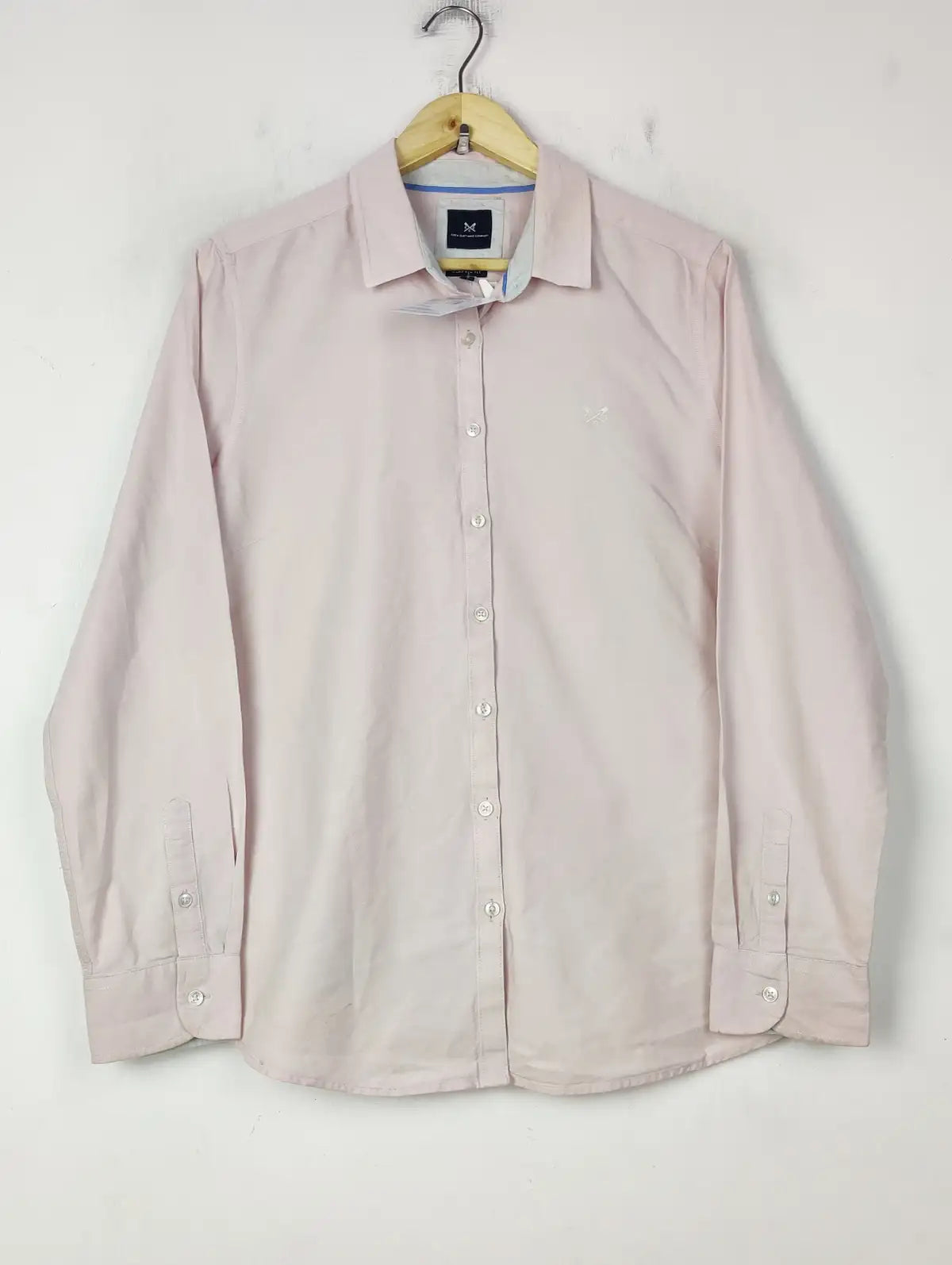 Buy online pre-used pre-loved 100% authentic & Original branded Crew Clothing (BDT-1739) available in Pakistan. Top international brands avilable.