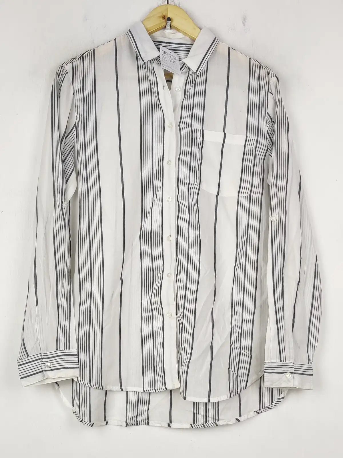 Buy online pre-used pre-loved 100% authentic & Original branded Unknown Brand (BDT-1792) available in Pakistan. Top international brands avilable.