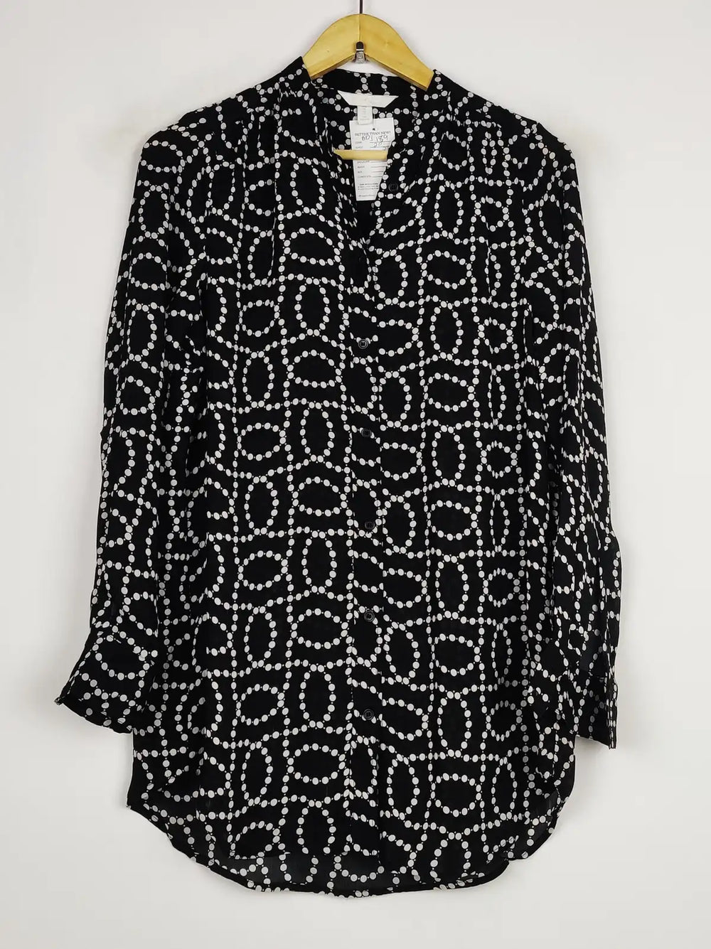 Buy online pre-used pre-loved 100% authentic & Original branded H&M (BDT-189) available in Pakistan. Top international brands avilable.