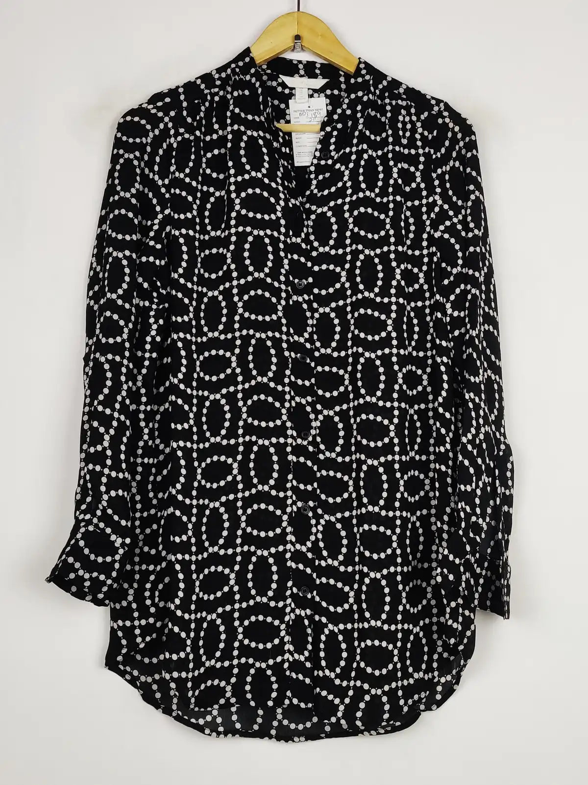 Buy online pre-used pre-loved 100% authentic & Original branded H&M (BDT-189) available in Pakistan. Top international brands avilable.