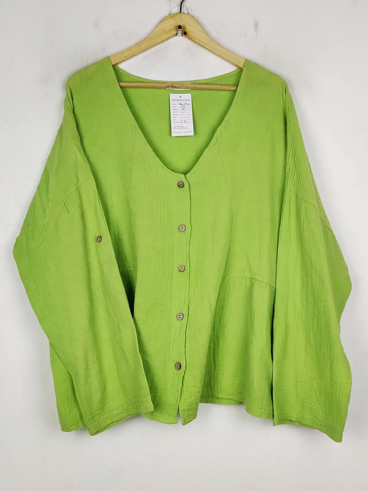Buy online pre-used pre-loved 100% authentic & Original branded Made In Italy (BDT-1901) available in Pakistan. Top international brands avilable.