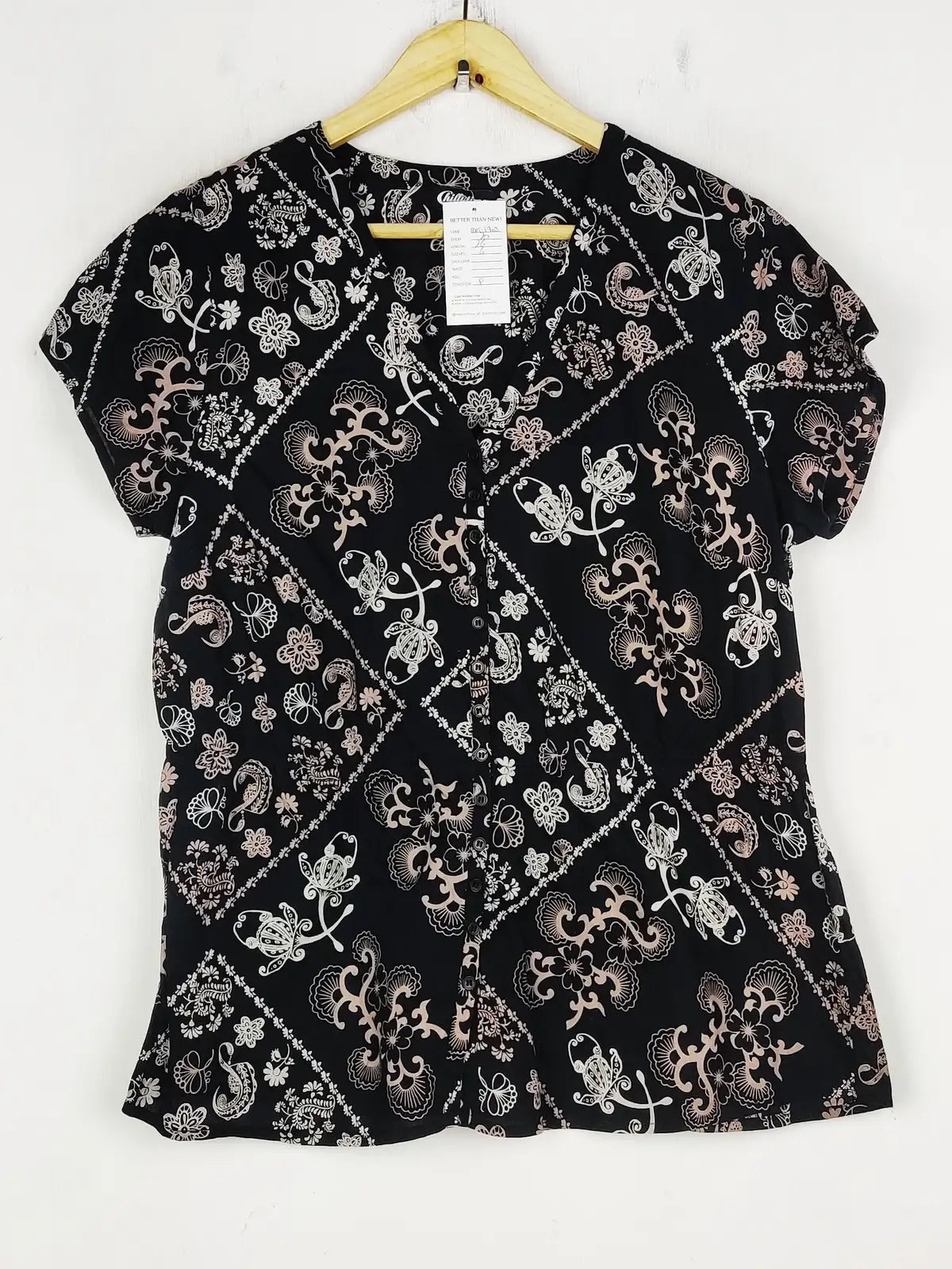 Buy online pre-used pre-loved 100% authentic & Original branded Chilly Time (BDT-1903) available in Pakistan. Top international brands avilable.