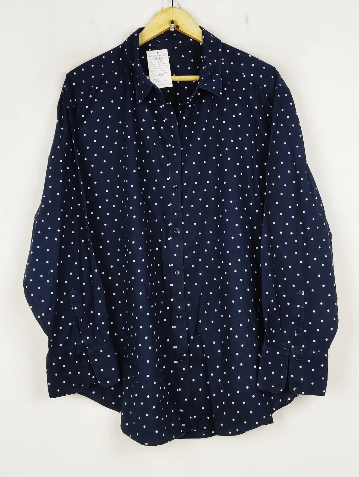 Buy online pre-used pre-loved 100% authentic & Original branded Unknown Brand (BDT-1933) available in Pakistan. Top international brands avilable.