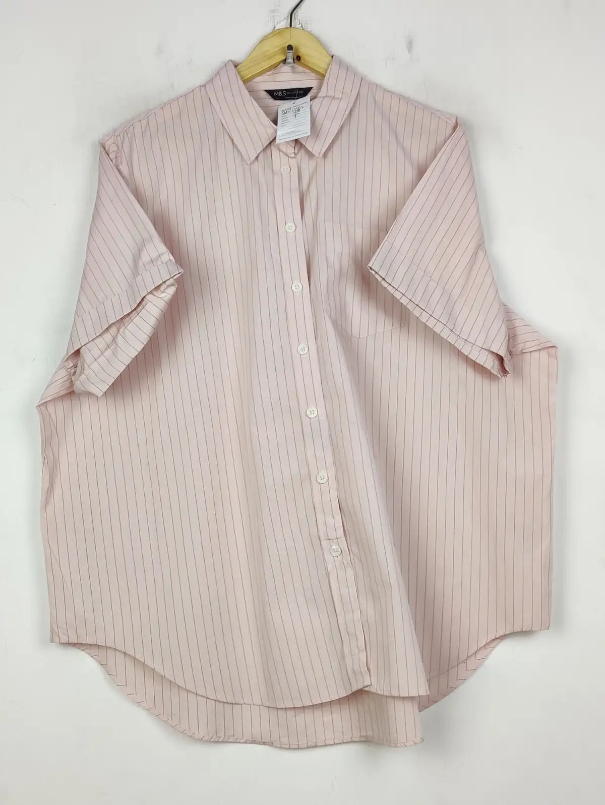 Buy online pre-used pre-loved 100% authentic & Original branded Marks & Spencer (BDT-1944) available in Pakistan. Top international brands avilable.