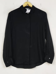 Buy online pre-used pre-loved 100% authentic & Original branded H&M (BDT-1949) available in Pakistan. Top international brands avilable.