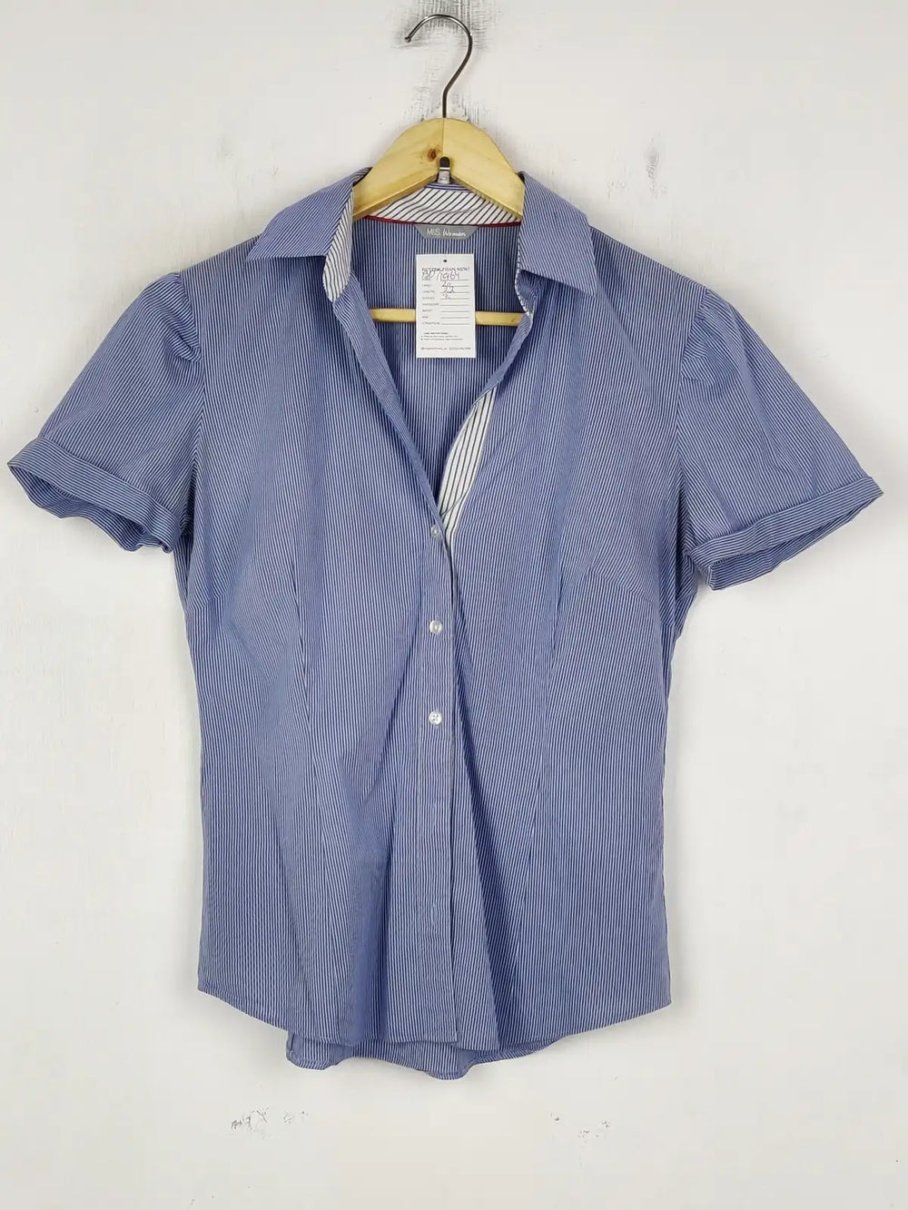 Buy online pre-used pre-loved 100% authentic & Original branded Marks & Spencer (BDT-1964) available in Pakistan. Top international brands avilable.
