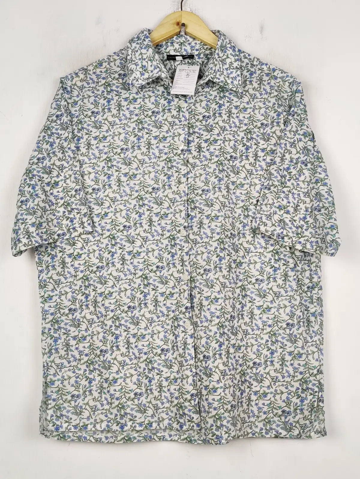 Buy online pre-used pre-loved 100% authentic & Original branded Laurie Mccarthy (BDT-1972) available in Pakistan. Top international brands avilable.