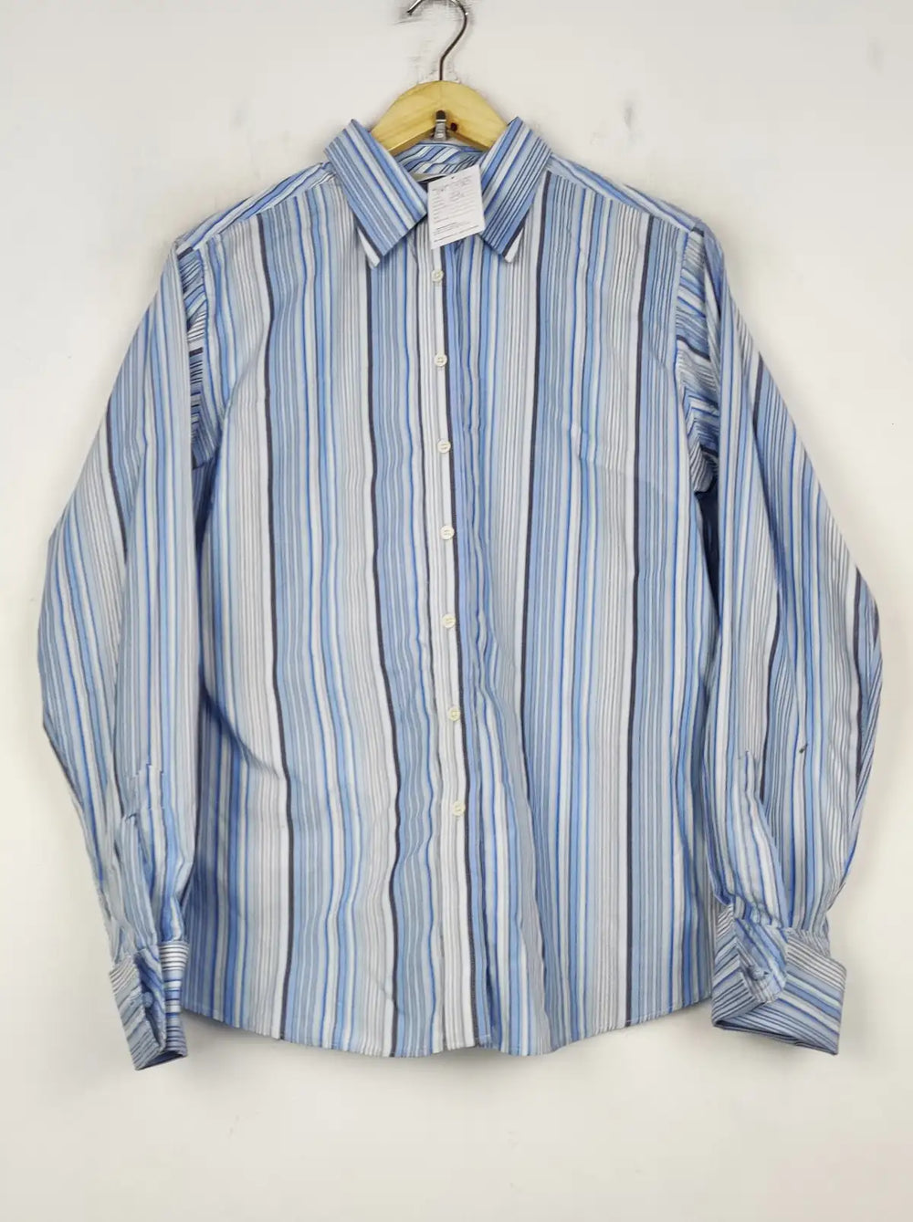 Buy online pre-used pre-loved 100% authentic & Original branded Marks & Spencer (BDT-1985) available in Pakistan. Top international brands avilable.