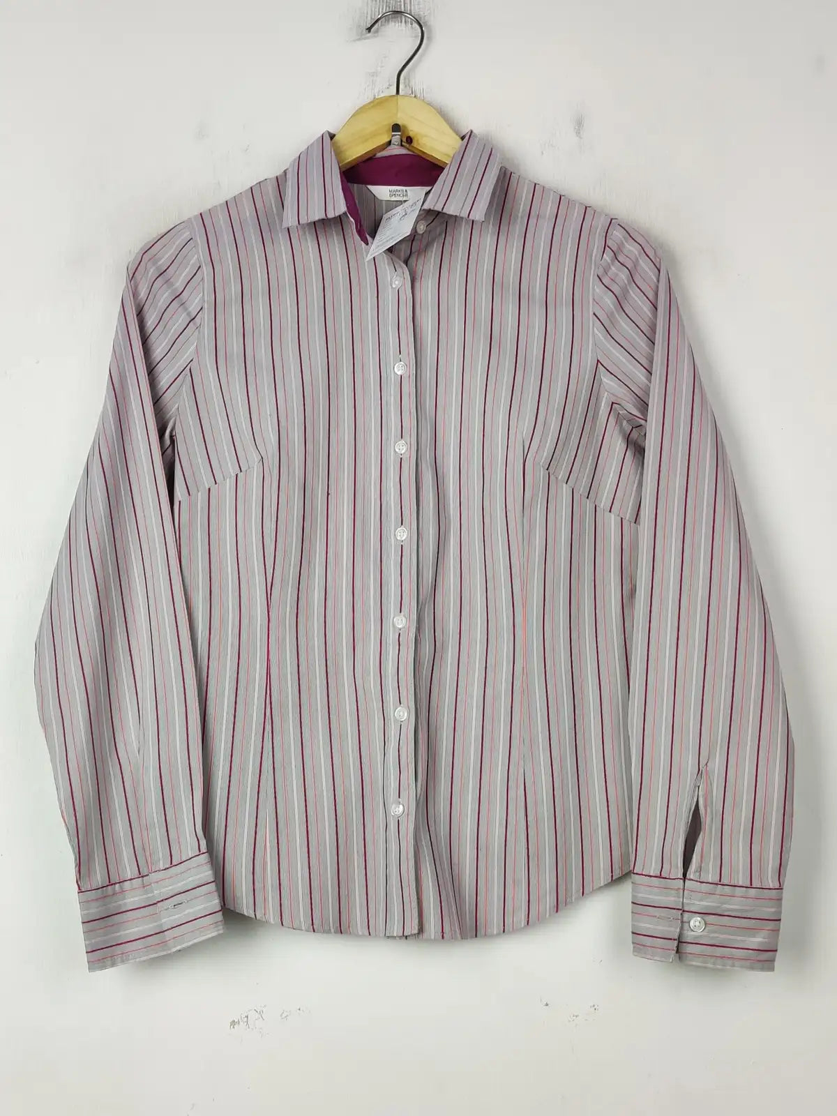 Buy online pre-used pre-loved 100% authentic & Original branded Marks & Spencer (BDT-1995) available in Pakistan. Top international brands avilable.