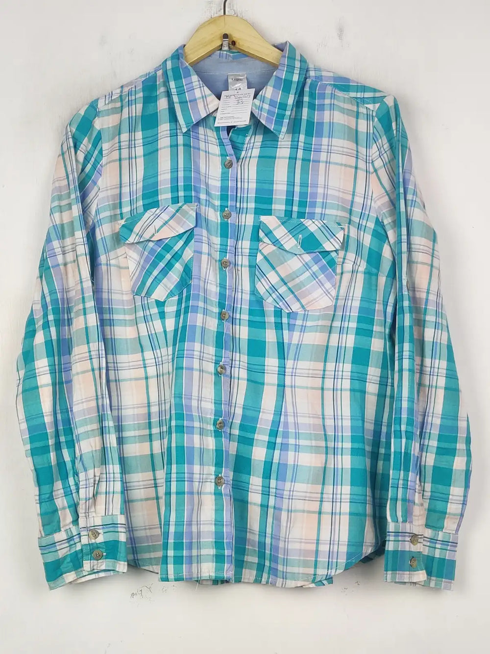 Buy online pre-used pre-loved 100% authentic & Original branded Now (BDT-2057) available in Pakistan. Top international brands avilable.