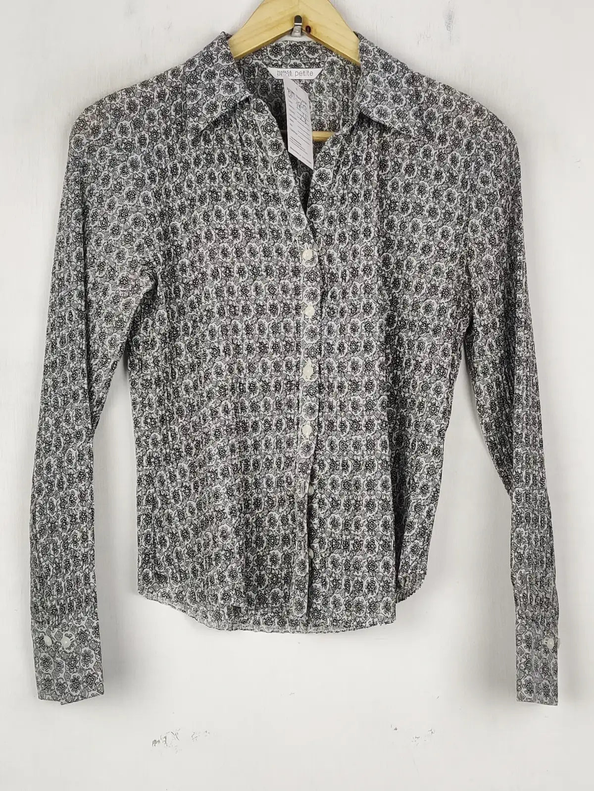 Buy online pre-used pre-loved 100% authentic & Original branded Petite (BDT-2060) available in Pakistan. Top international brands avilable.