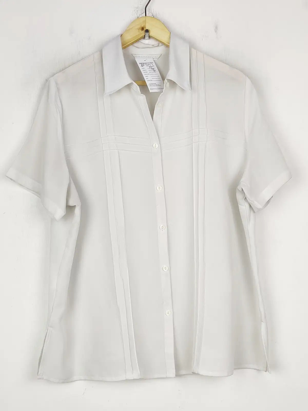 Buy online pre-used pre-loved 100% authentic & Original branded Unknown Brand (BDT-2073) available in Pakistan. Top international brands avilable.