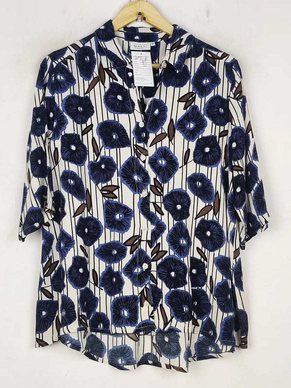 Buy online pre-used pre-loved 100% authentic & Original branded Masai (BDT-2080) available in Pakistan. Top international brands avilable.
