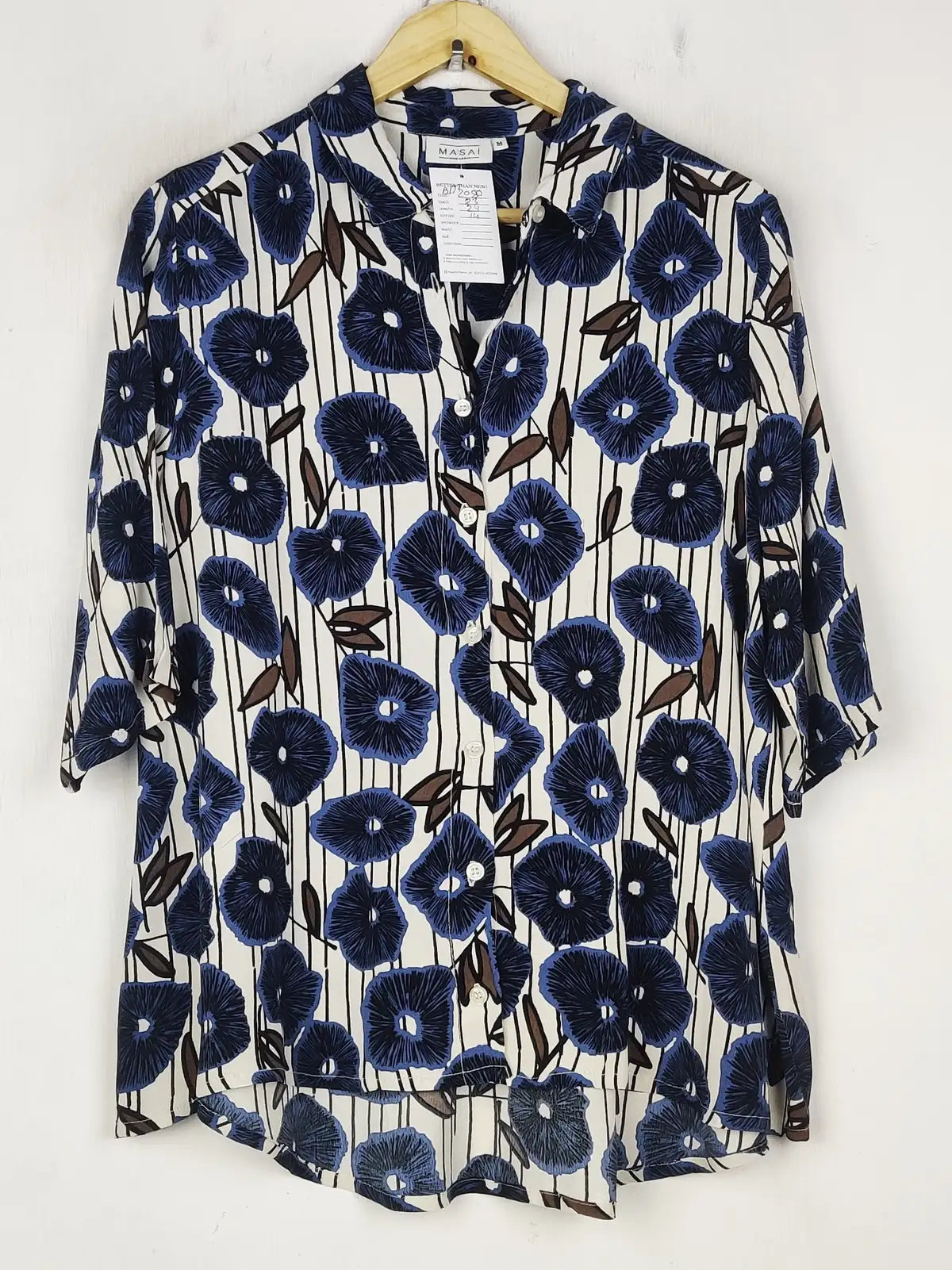 Buy online pre-used pre-loved 100% authentic & Original branded Masai (BDT-2080) available in Pakistan. Top international brands avilable.