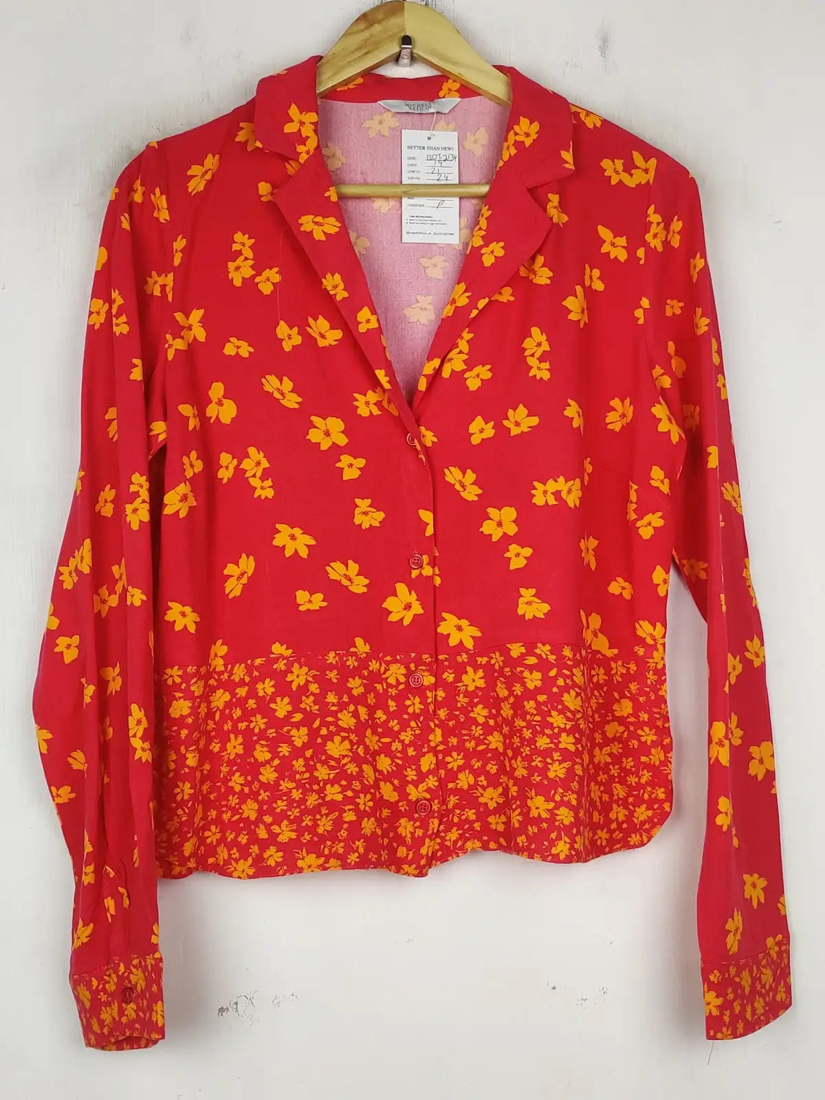 Buy online pre-used pre-loved 100% authentic & Original branded Michelle Keegan (BDT-2134) available in Pakistan. Top international brands avilable.