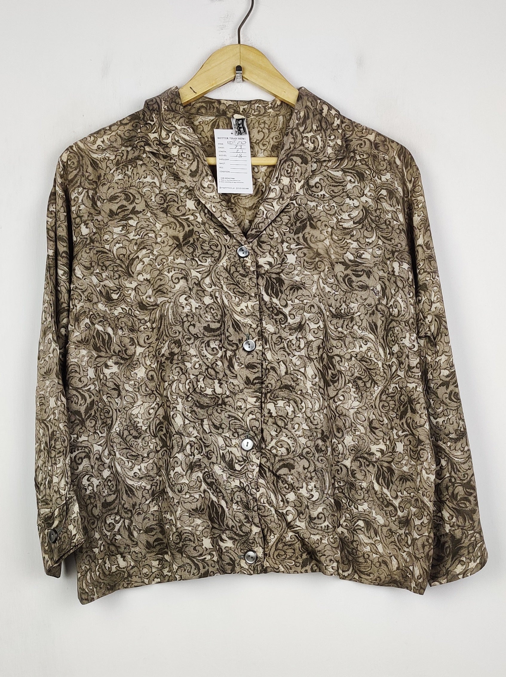 Buy online pre-used pre-loved 100% authentic & Original branded Unknown Brand (BDT-2307) available in Pakistan. Top international brands avilable.