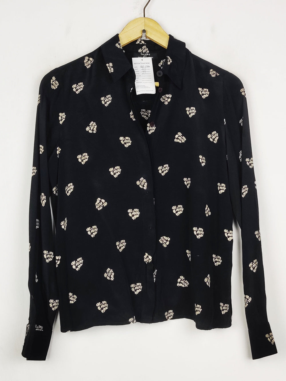 Buy online pre-used pre-loved 100% authentic & Original branded Bershka (BDT-2310) available in Pakistan. Top international brands avilable.