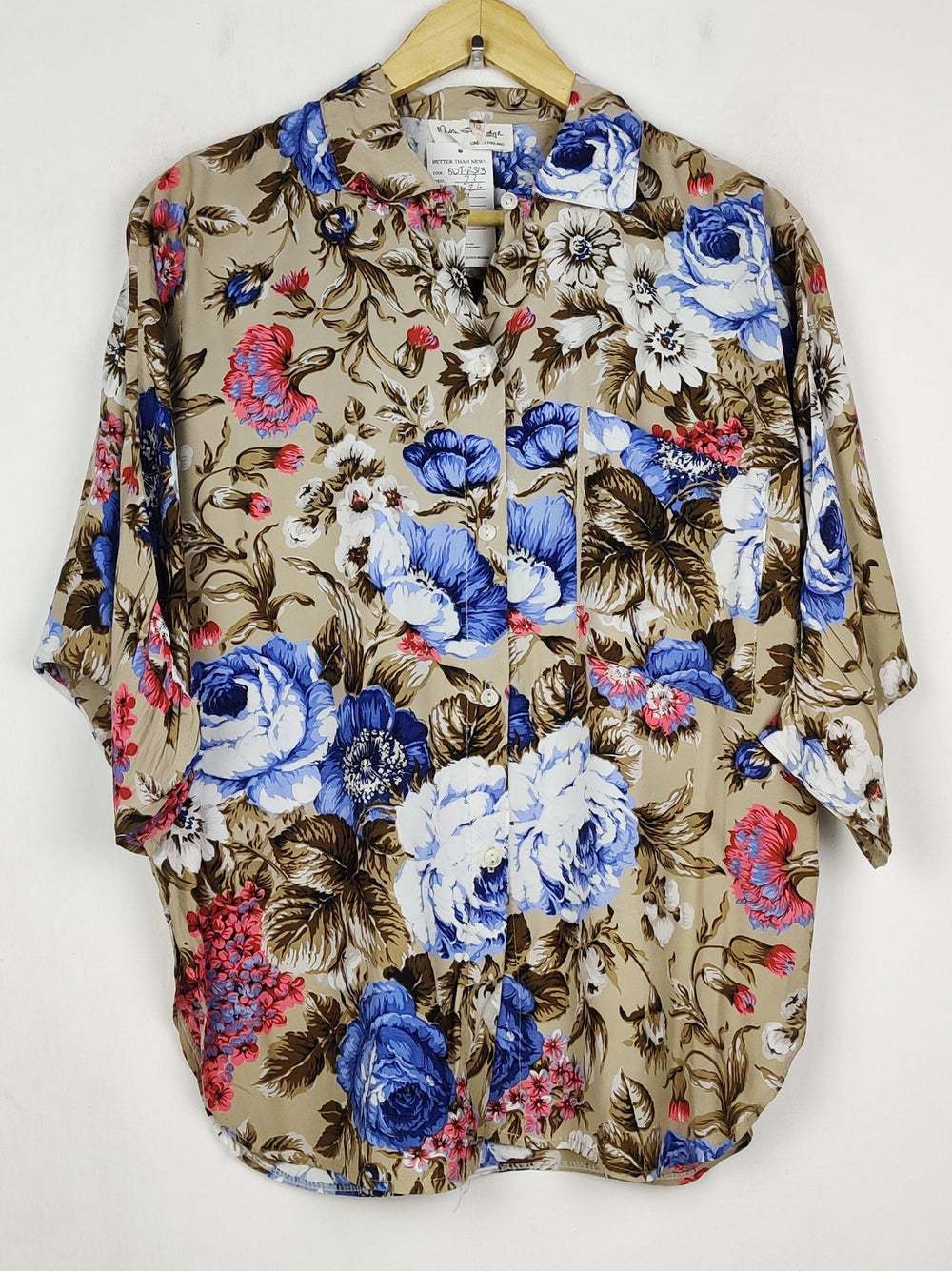 Buy online pre-used pre-loved 100% authentic & Original branded Miss Selfridge (BDT-2313) available in Pakistan. Top international brands avilable.