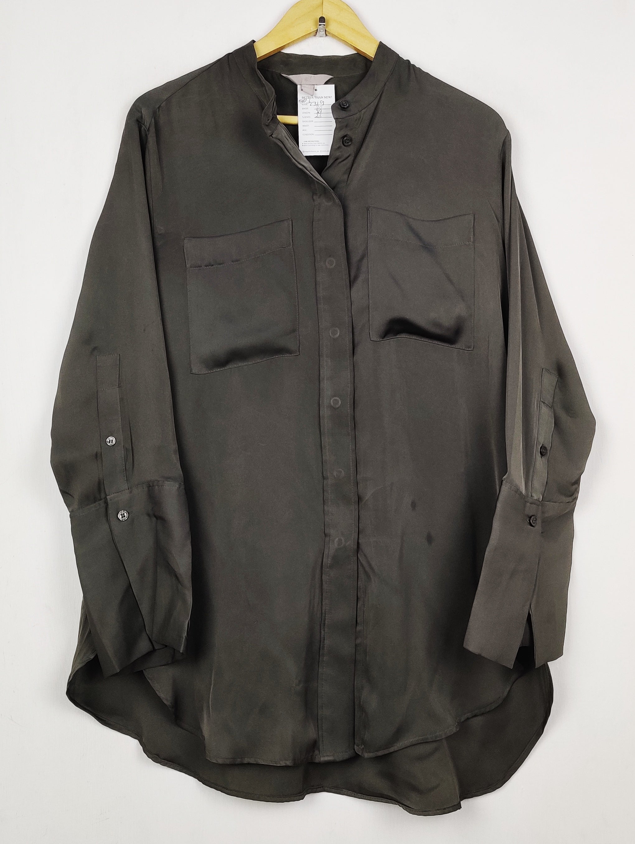 Buy online pre-used pre-loved 100% authentic & Original branded H&M (BDT-2319) available in Pakistan. Top international brands avilable.