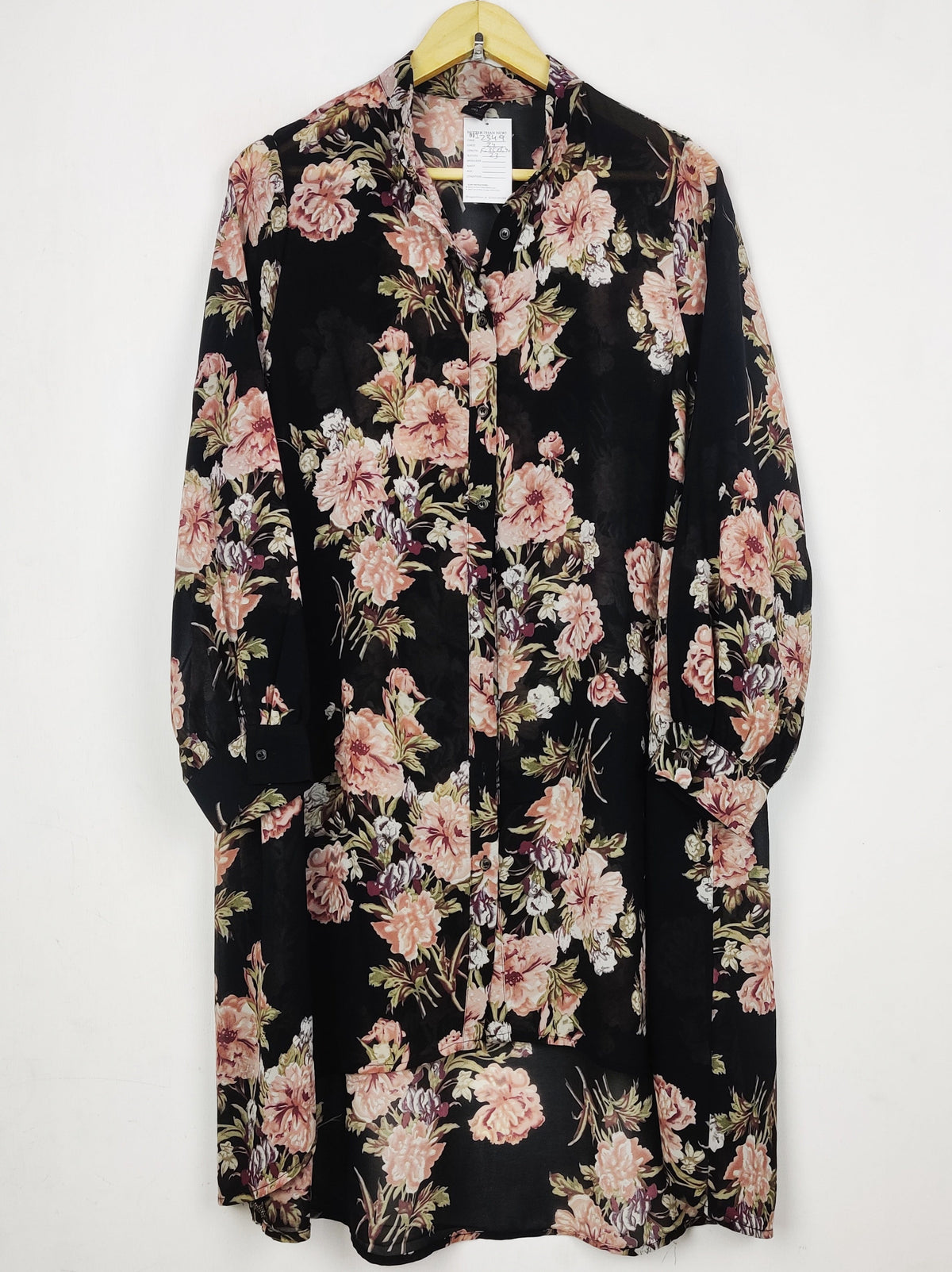 Buy online pre-used pre-loved 100% authentic & Original branded Shein (BDT-2349) available in Pakistan. Top international brands avilable.
