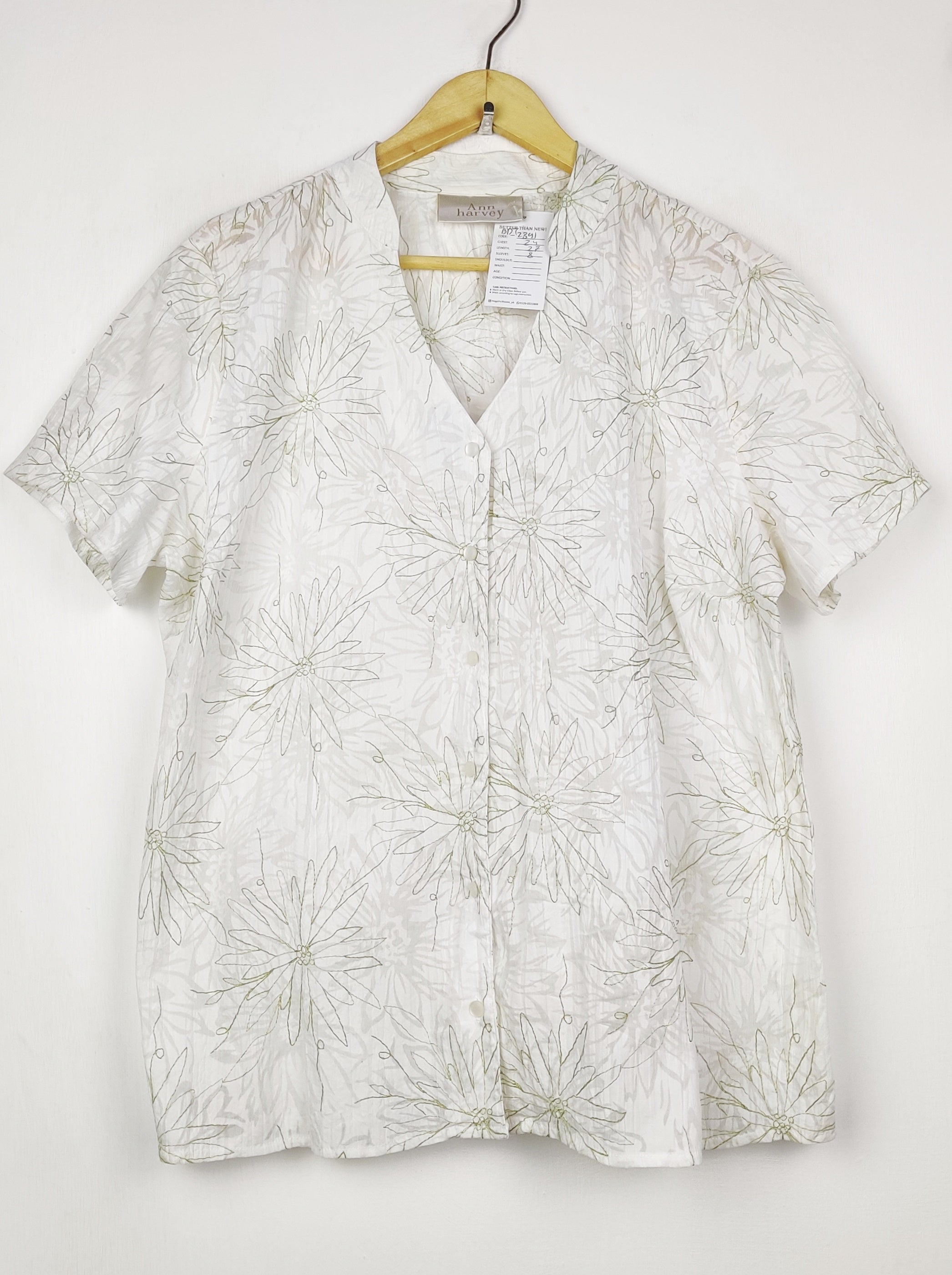 Buy online pre-used pre-loved 100% authentic & Original branded Ann Harvey (BDT-2391) available in Pakistan. Top international brands avilable.