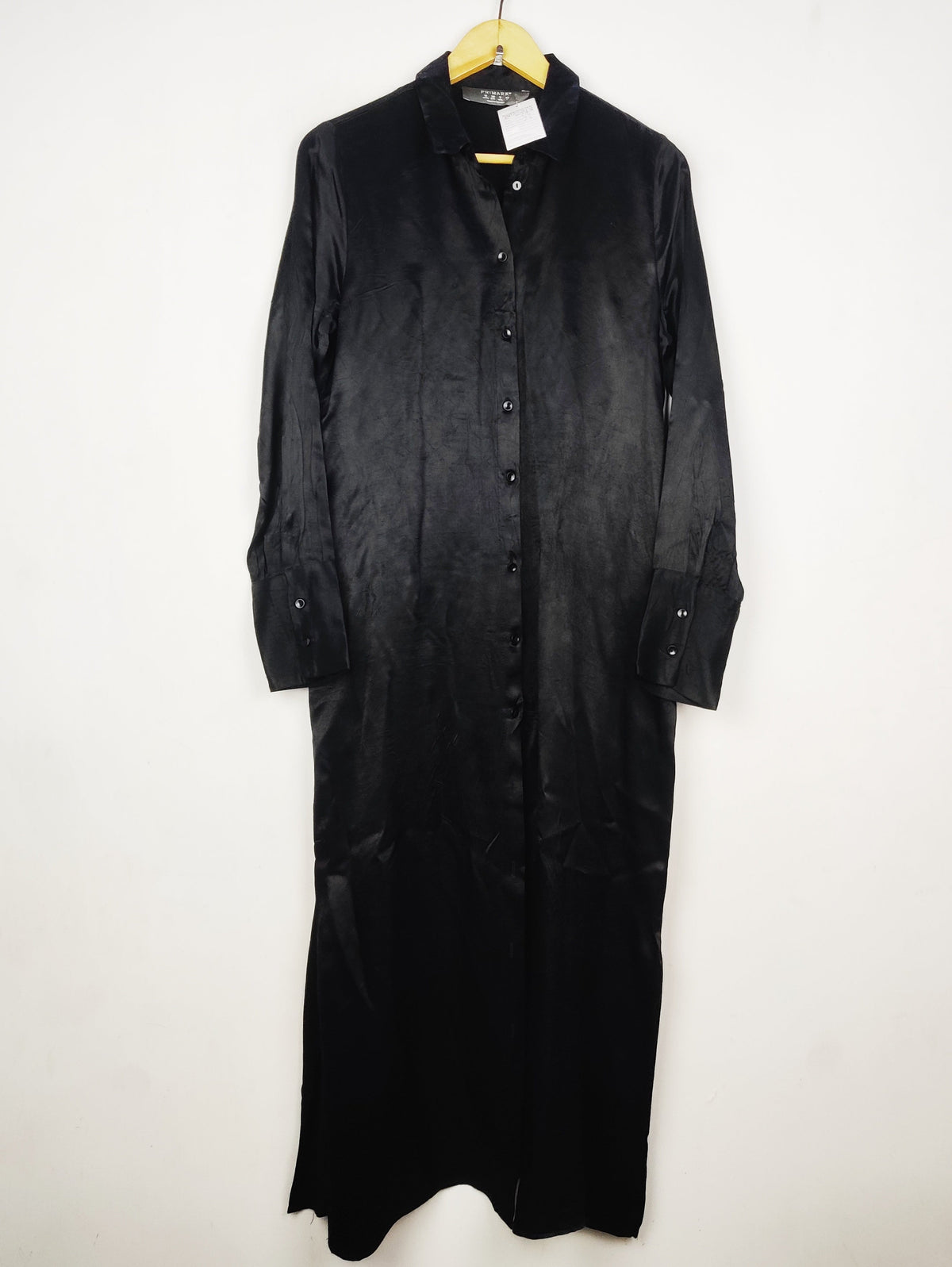 Buy online pre-used pre-loved 100% authentic & Original branded Primark (BDT-2393) available in Pakistan. Top international brands avilable.