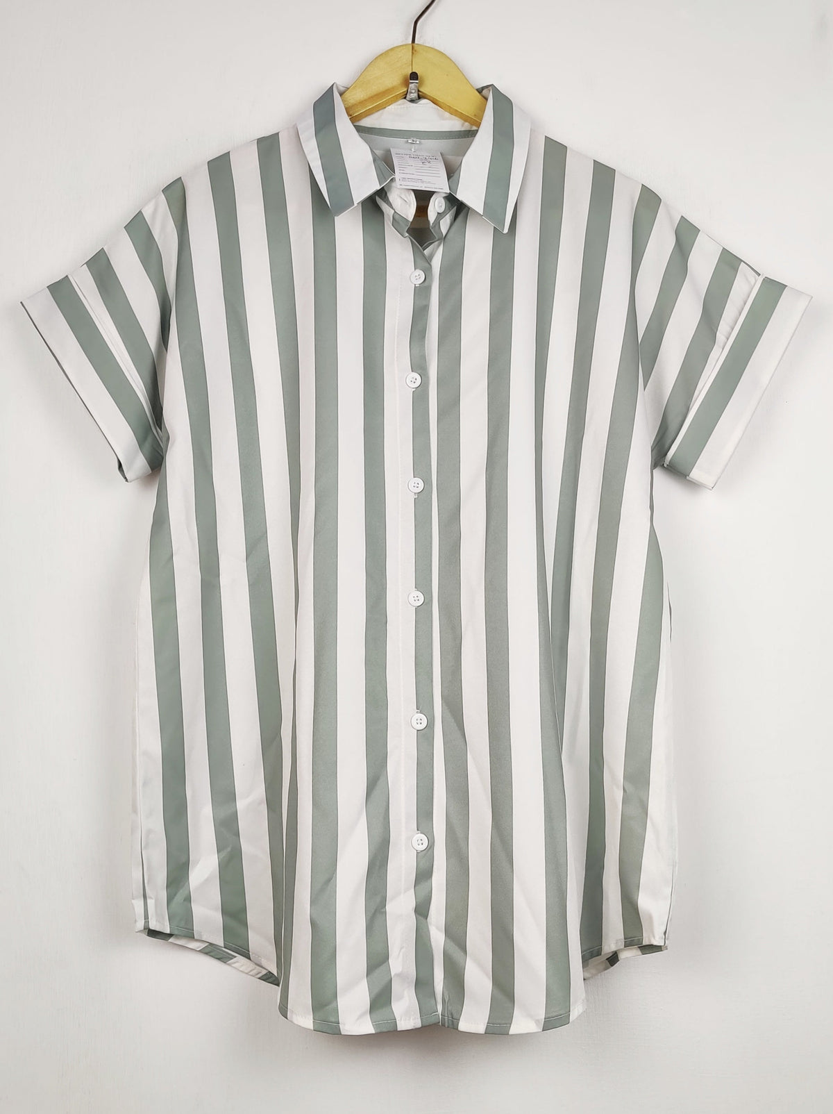Buy online pre-used pre-loved 100% authentic & Original branded Unknown Brand (BDT-2416) available in Pakistan. Top international brands avilable.