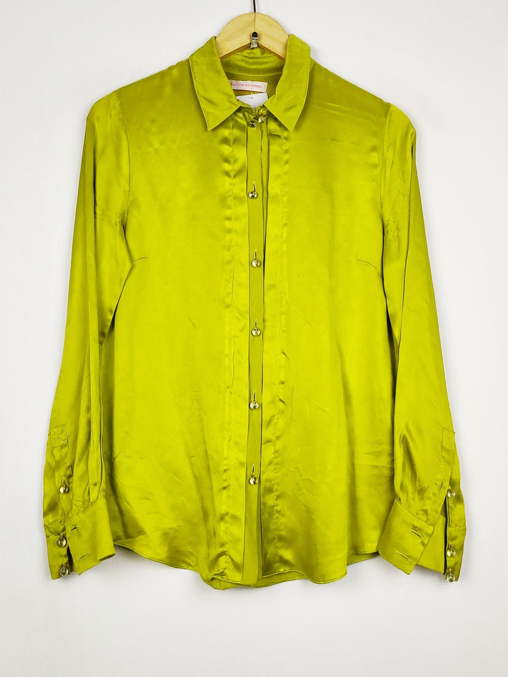 Buy online pre-used pre-loved 100% authentic & Original branded Matthew Williamson (BDT-2431) available in Pakistan. Top international brands avilable.