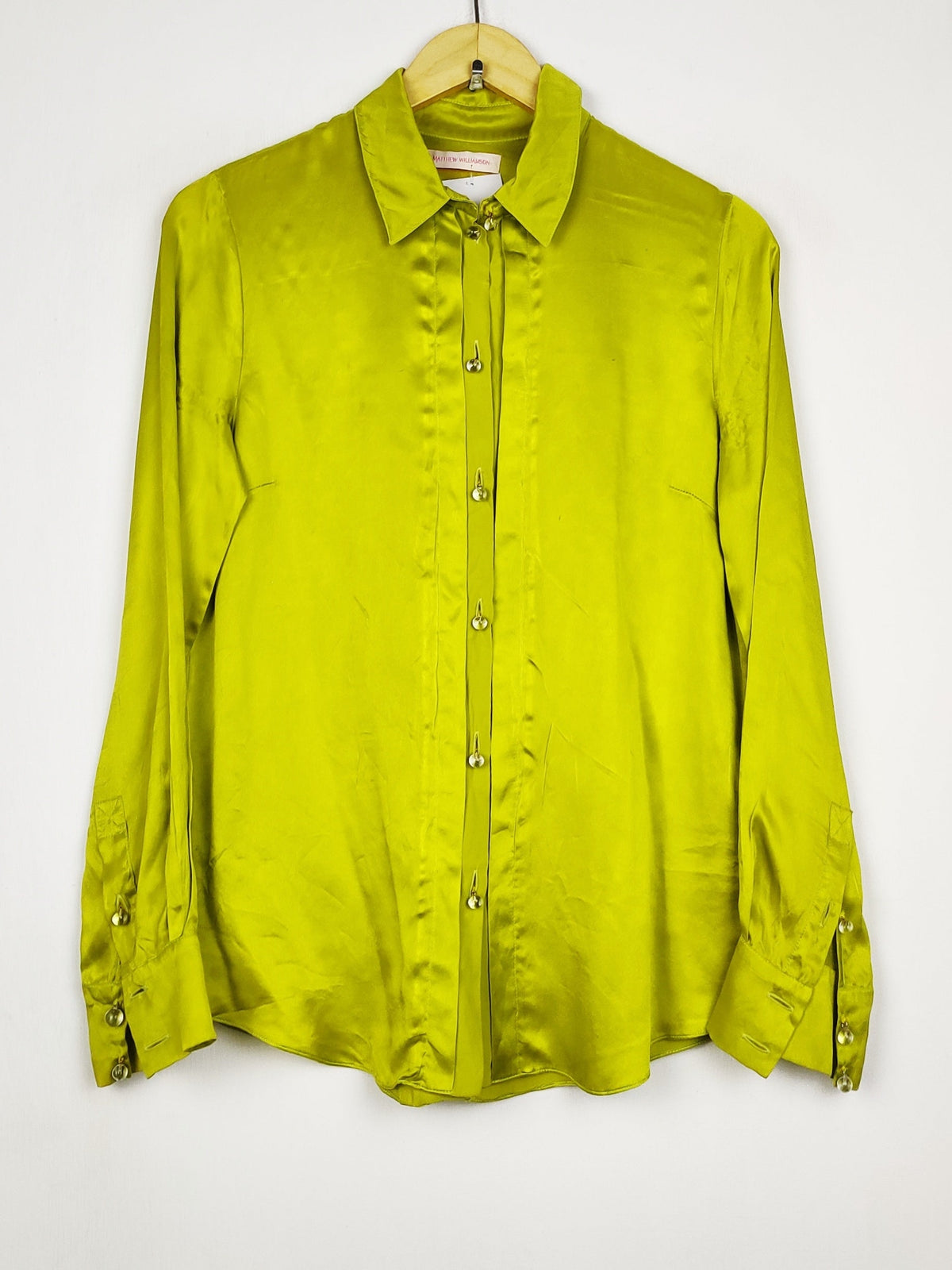 Buy online pre-used pre-loved 100% authentic & Original branded Matthew Williamson (BDT-2431) available in Pakistan. Top international brands avilable.