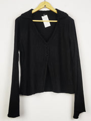 Buy online pre-used pre-loved 100% authentic & Original branded Shein (BDT-2442) available in Pakistan. Top international brands avilable.