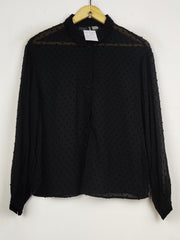 Buy online pre-used pre-loved 100% authentic & Original branded H&M (BDT-2463) available in Pakistan. Top international brands avilable.