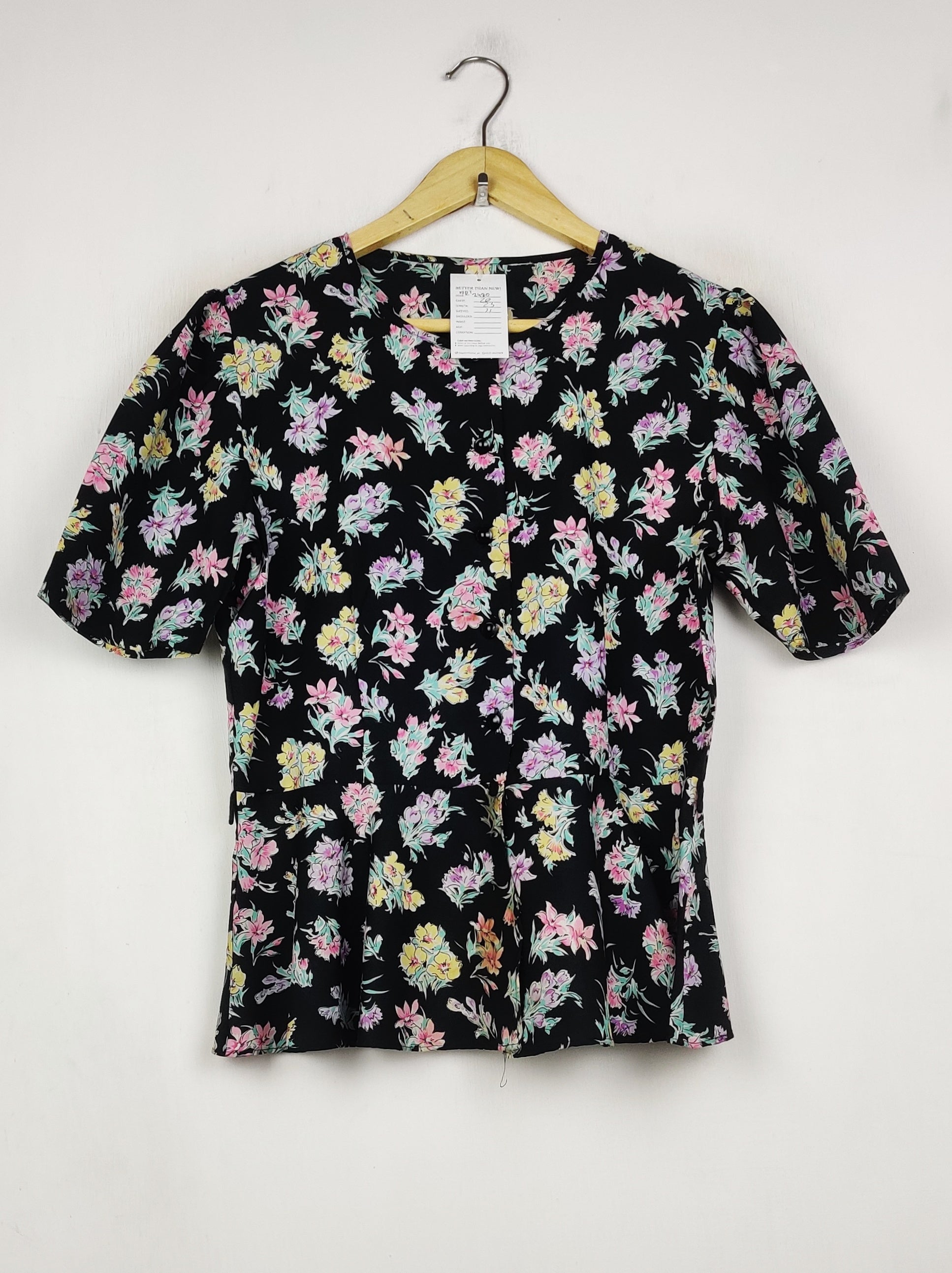 Buy online pre-used pre-loved 100% authentic & Original branded H&M (BDT-2479) available in Pakistan. Top international brands avilable.