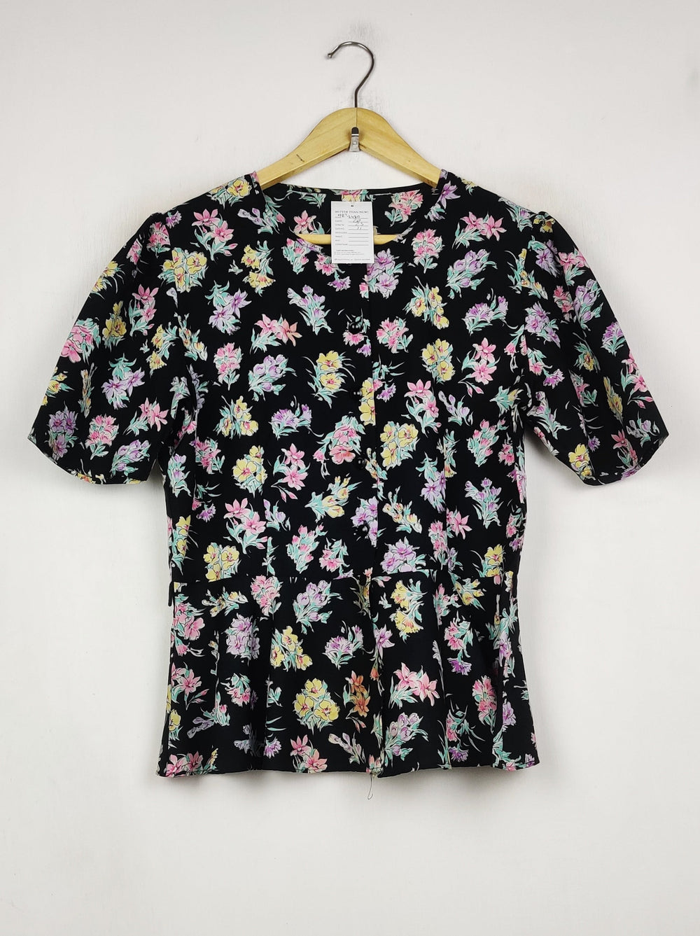 Buy online pre-used pre-loved 100% authentic & Original branded H&M (BDT-2479) available in Pakistan. Top international brands avilable.