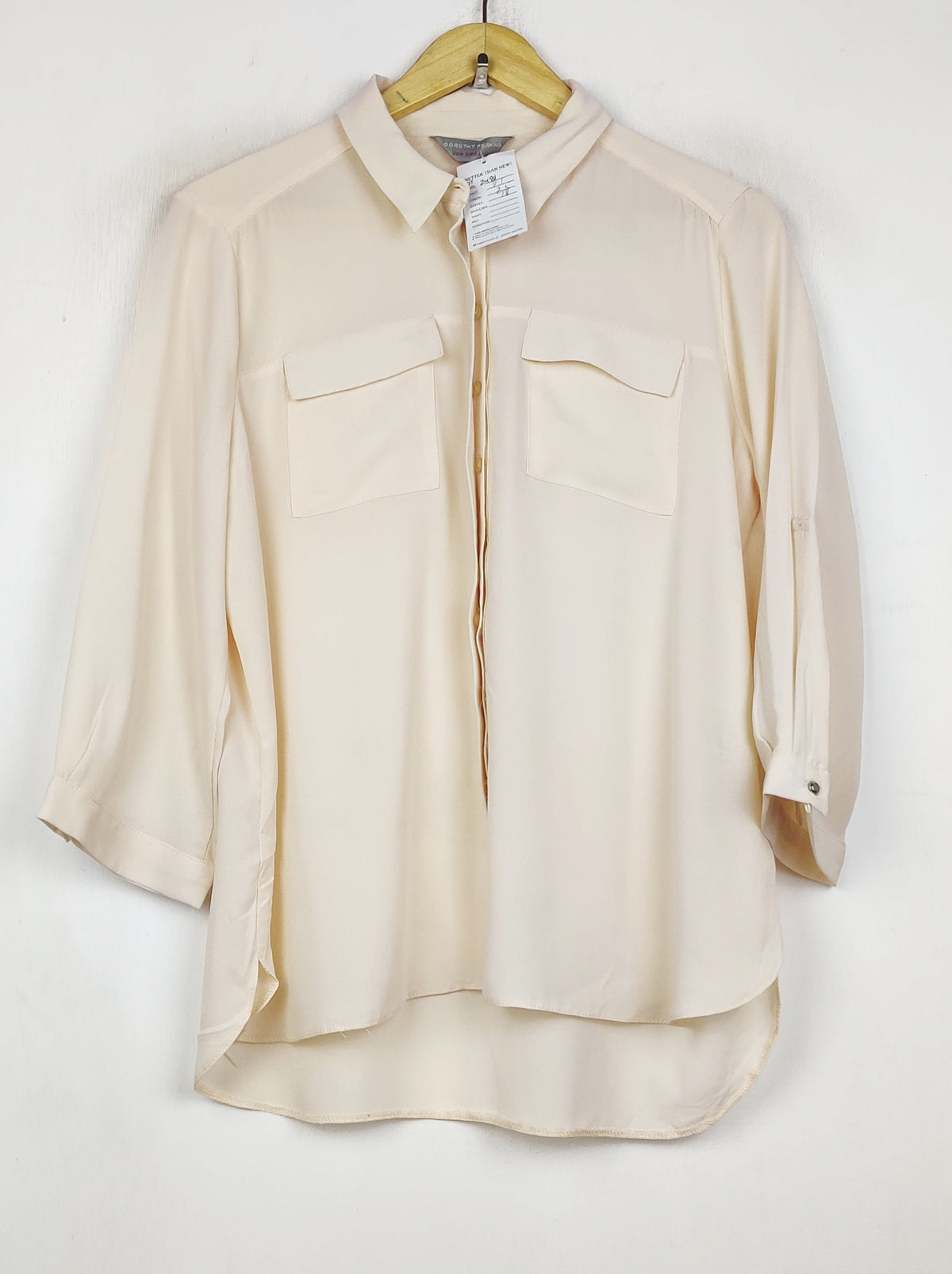Buy online pre-used pre-loved 100% authentic & Original branded Dorothy Perkins (BDT-2481) available in Pakistan. Top international brands avilable.