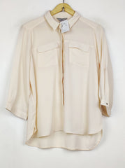 Buy online pre-used pre-loved 100% authentic & Original branded Dorothy Perkins (BDT-2481) available in Pakistan. Top international brands avilable.