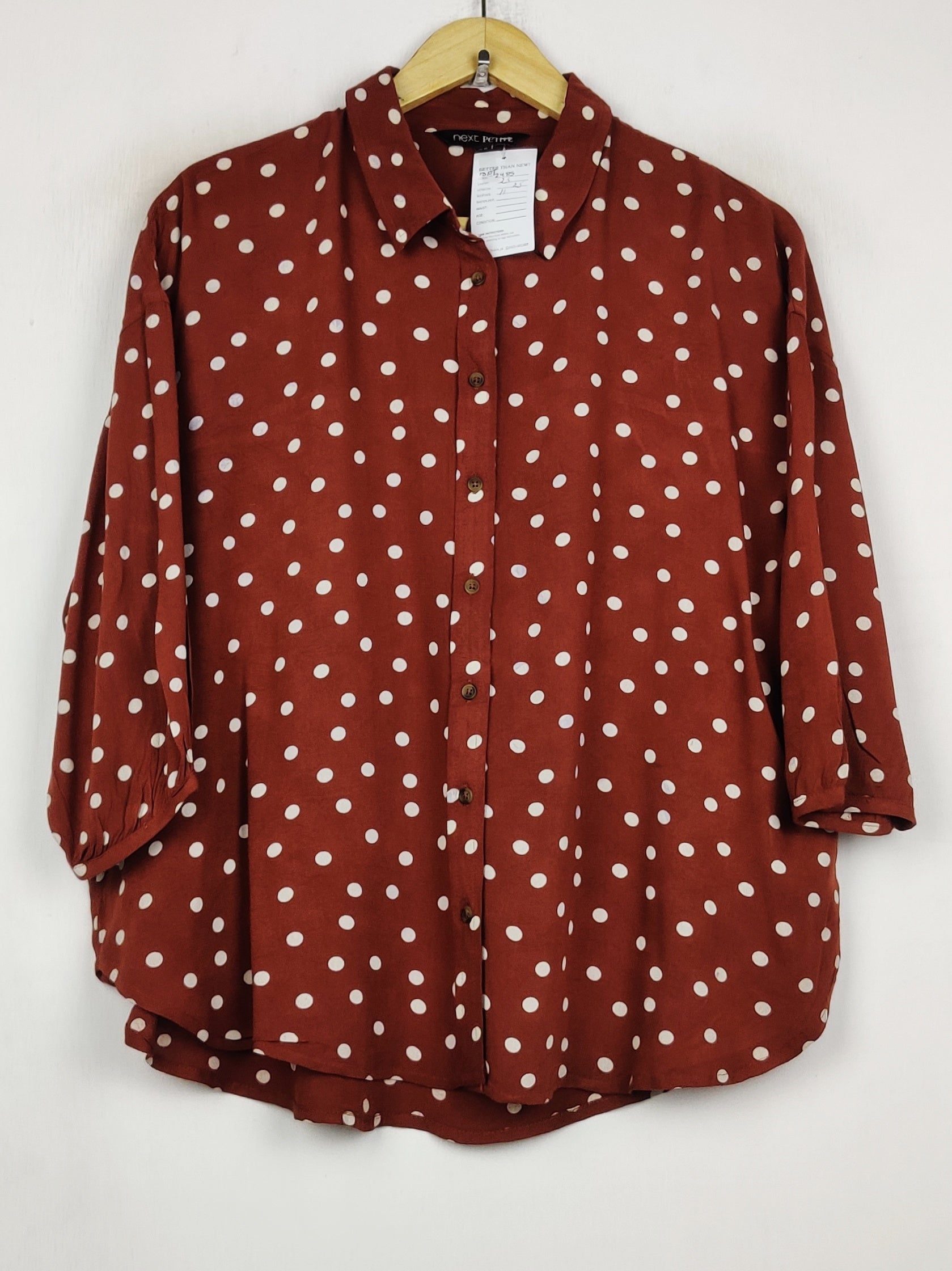 Buy online pre-used pre-loved 100% authentic & Original branded Next (BDT-2485) available in Pakistan. Top international brands avilable.