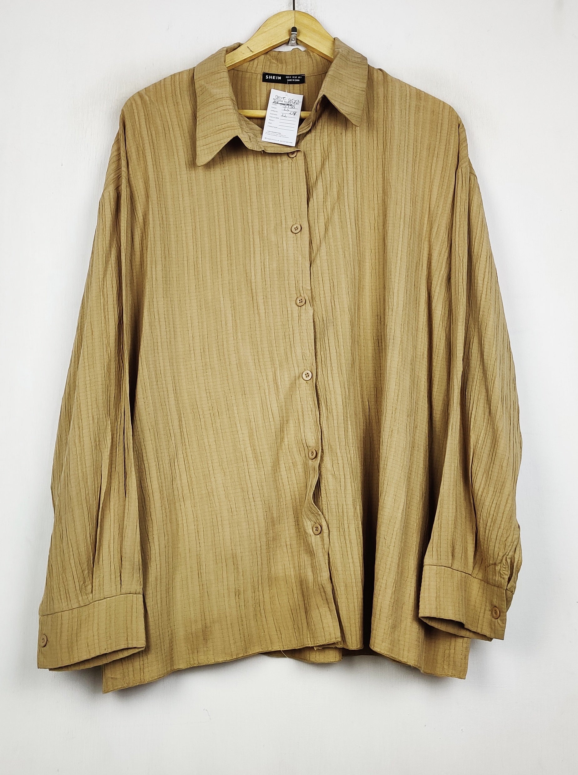 Buy online pre-used pre-loved 100% authentic & Original branded Shein (BDT-2522) available in Pakistan. Top international brands avilable.