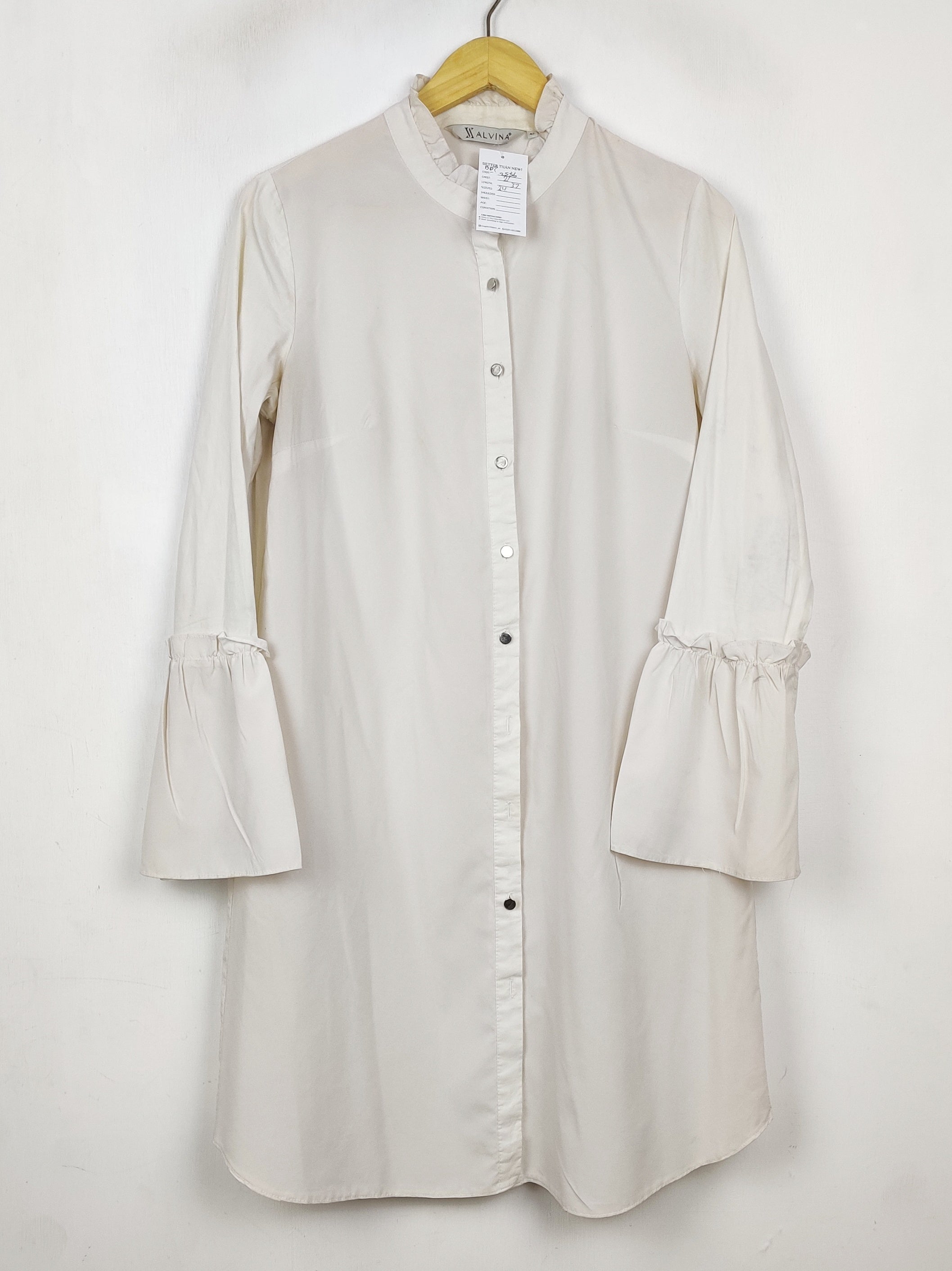 Buy online pre-used pre-loved 100% authentic & Original branded Alvina (BDT-2556) available in Pakistan. Top international brands avilable.