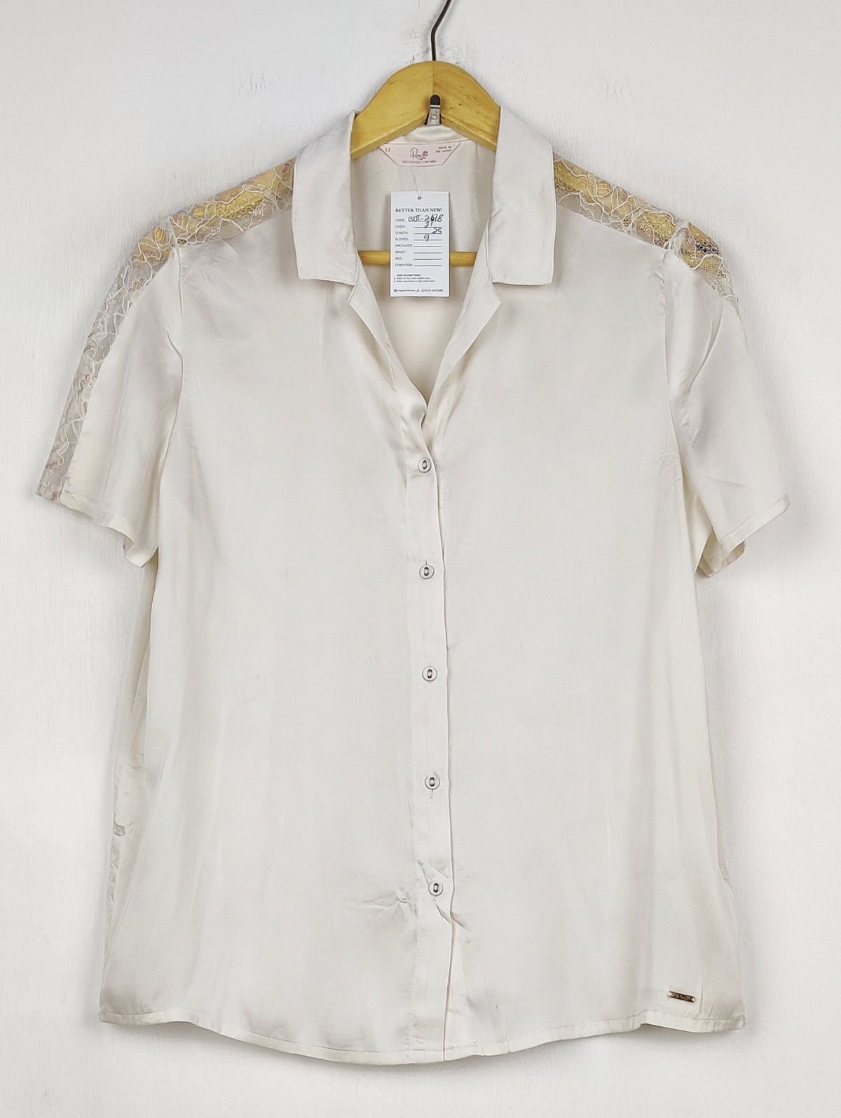 Buy online pre-used pre-loved 100% authentic & Original branded Marks & Spencer (BDT-2678) available in Pakistan. Top international brands avilable.